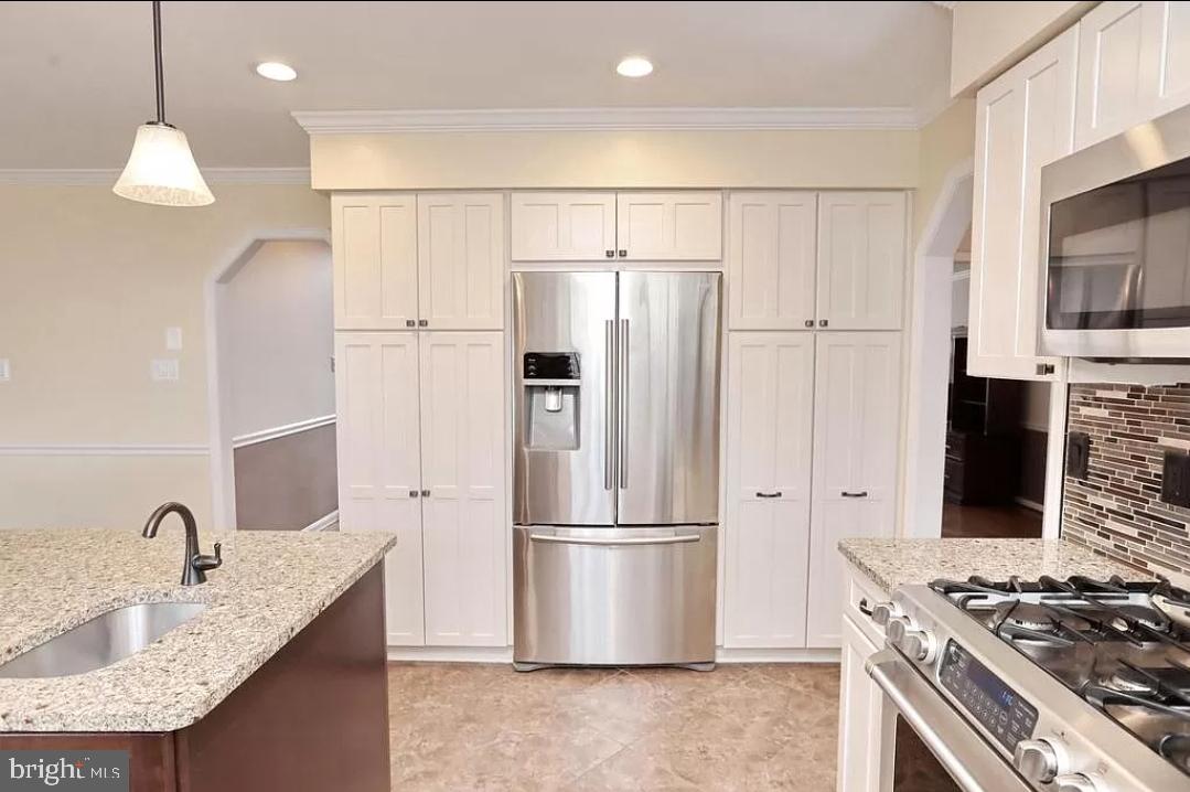 KINGS GRANT - Residential