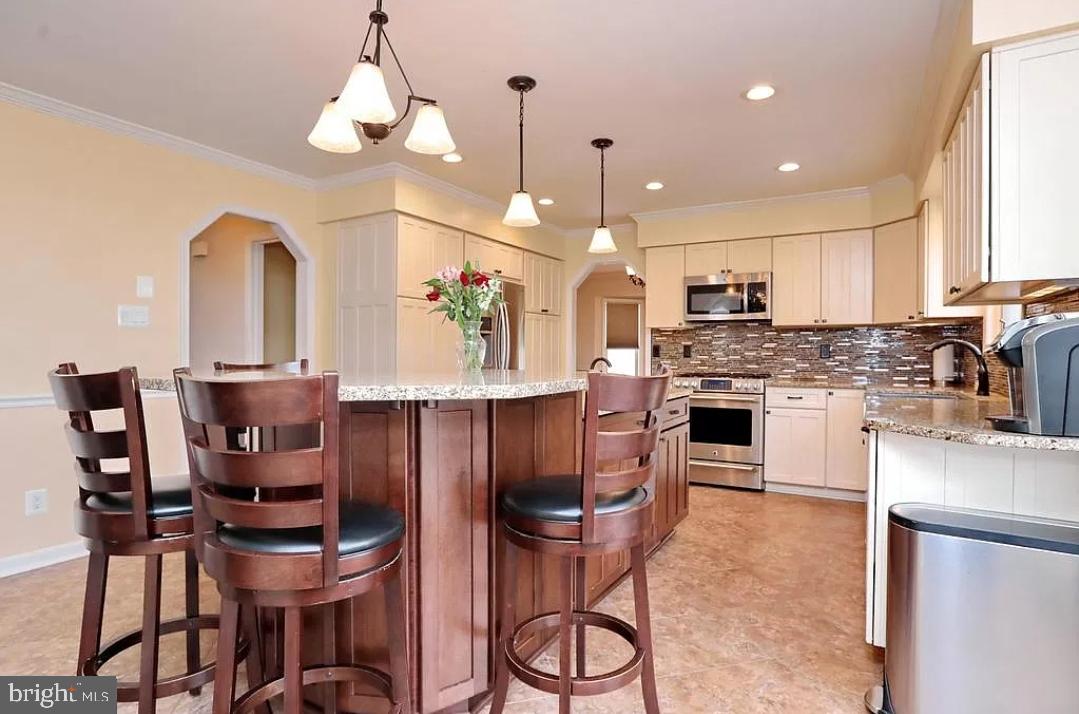 KINGS GRANT - Residential