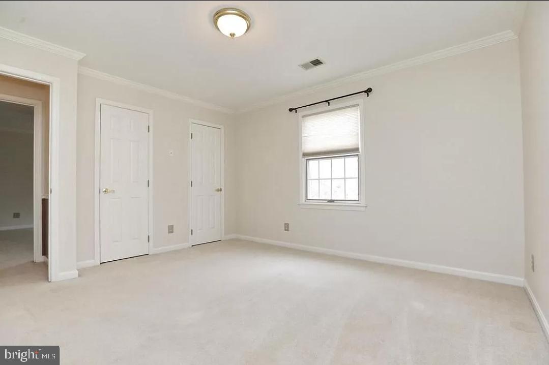 KINGS GRANT - Residential