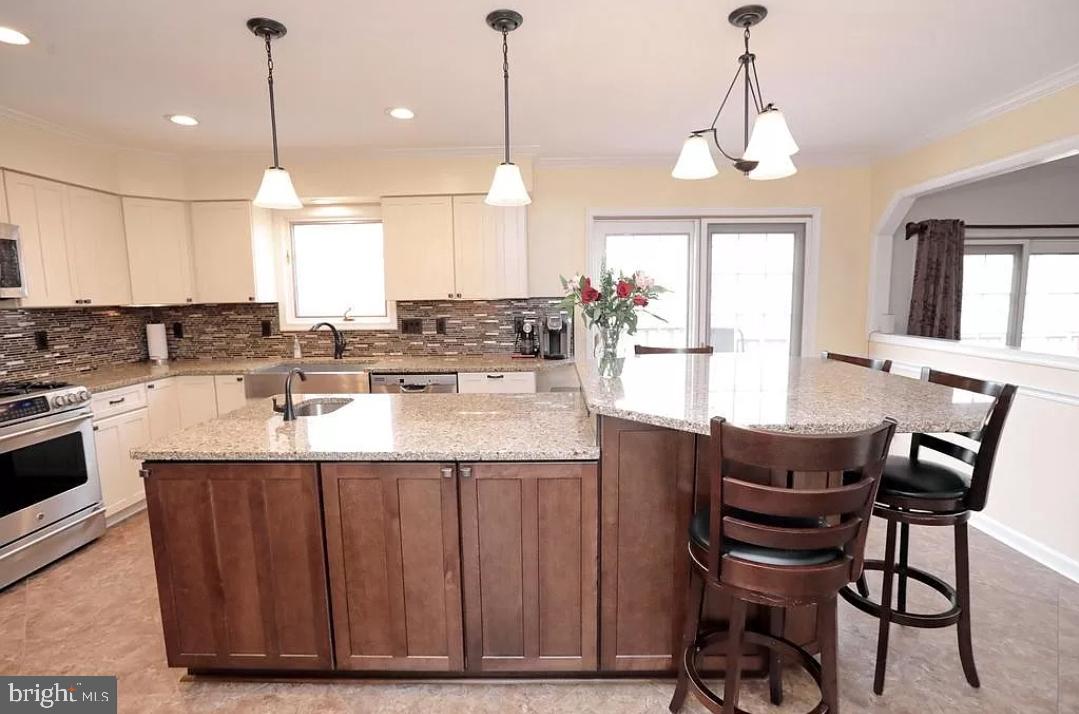 KINGS GRANT - Residential