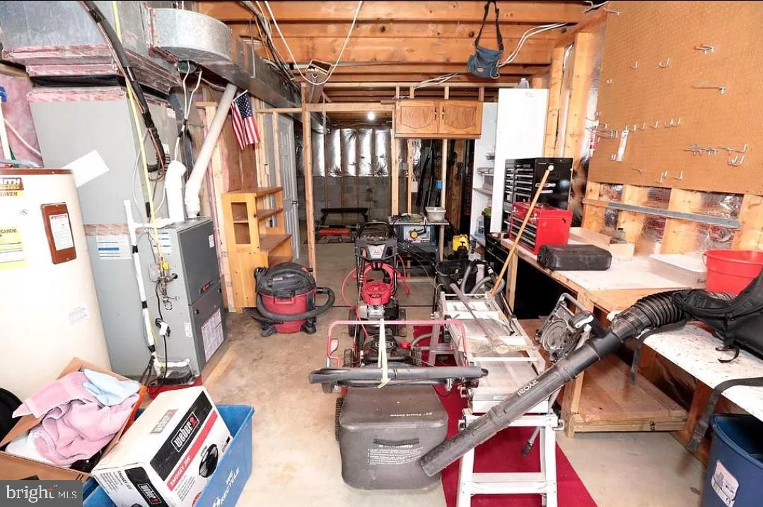 KINGS GRANT - Residential