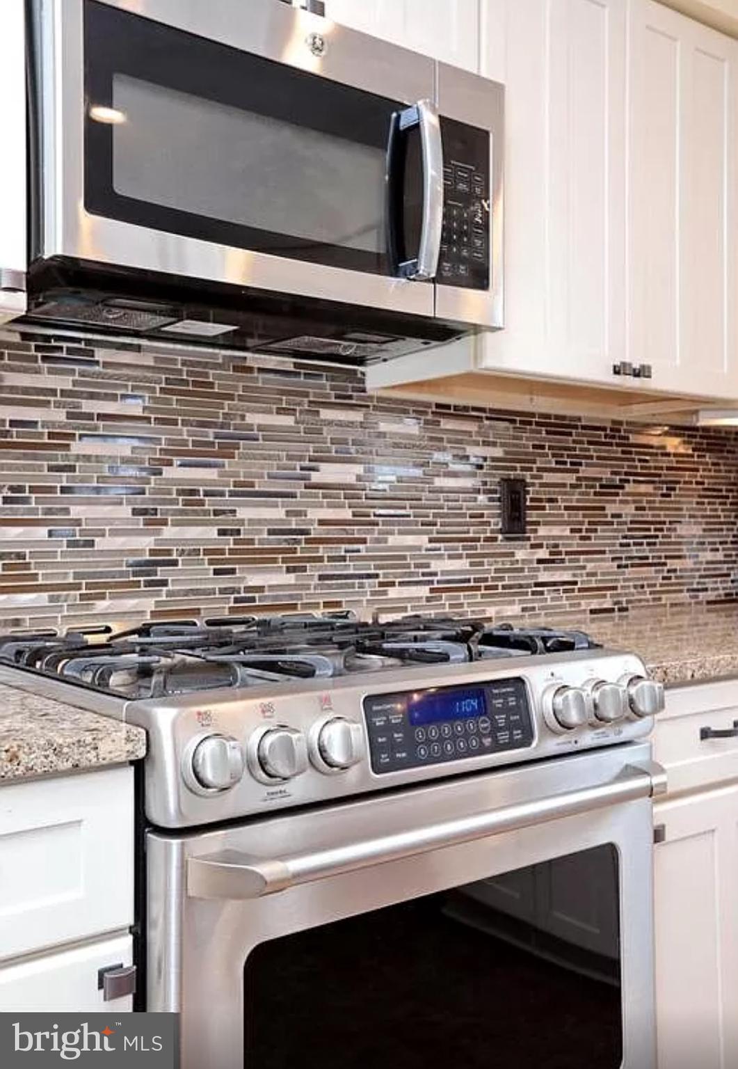 KINGS GRANT - Residential