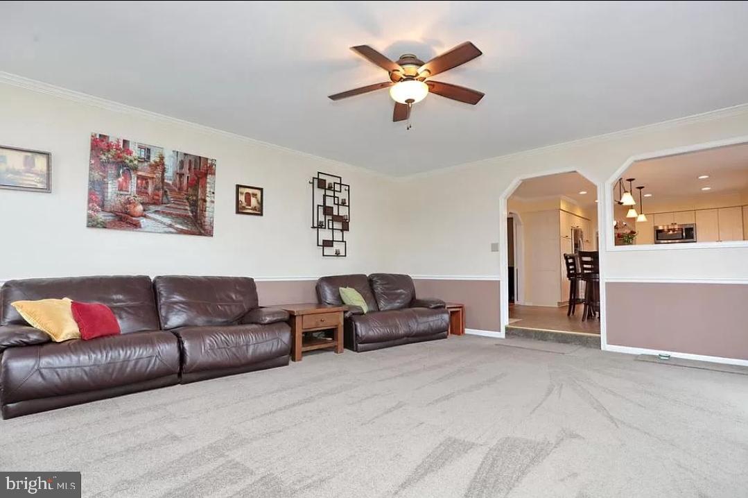 KINGS GRANT - Residential