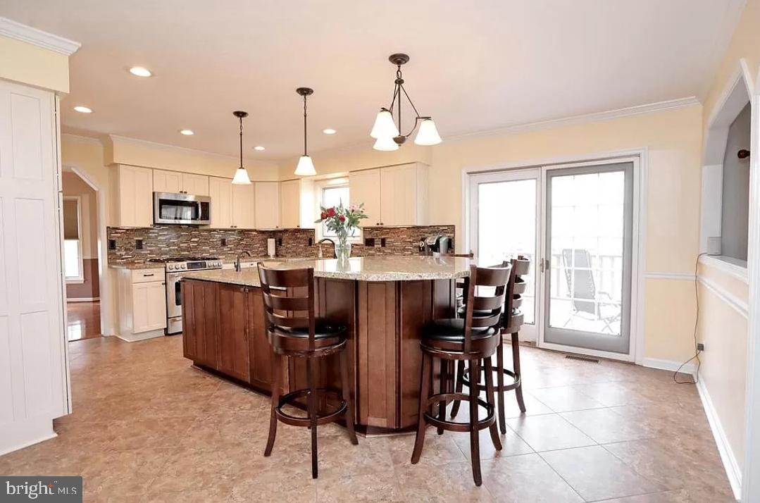 KINGS GRANT - Residential