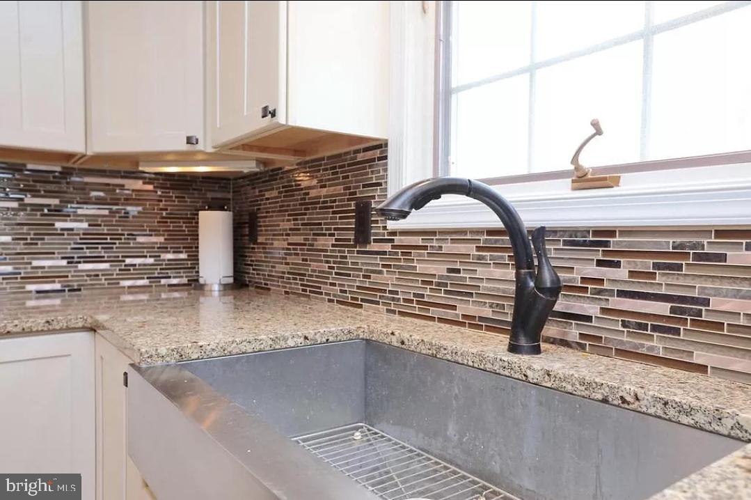 KINGS GRANT - Residential