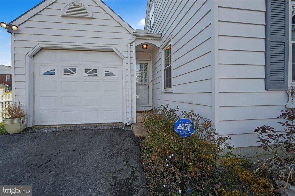 Photo of 1614 Wiker Avenue, LANCASTER, PA 17602 (MLS # PALA2062468)