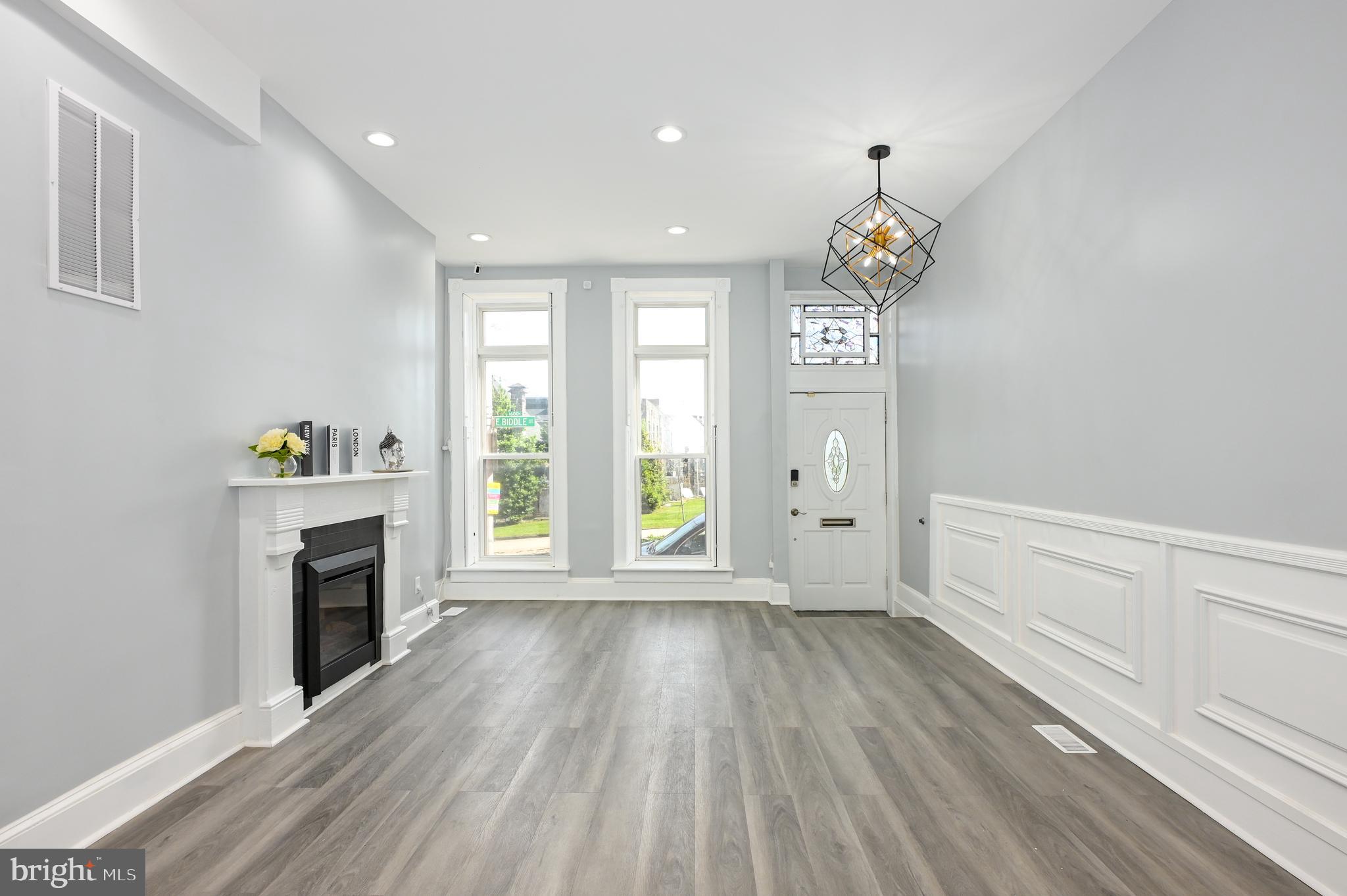 BIDDLE STREET - Residential