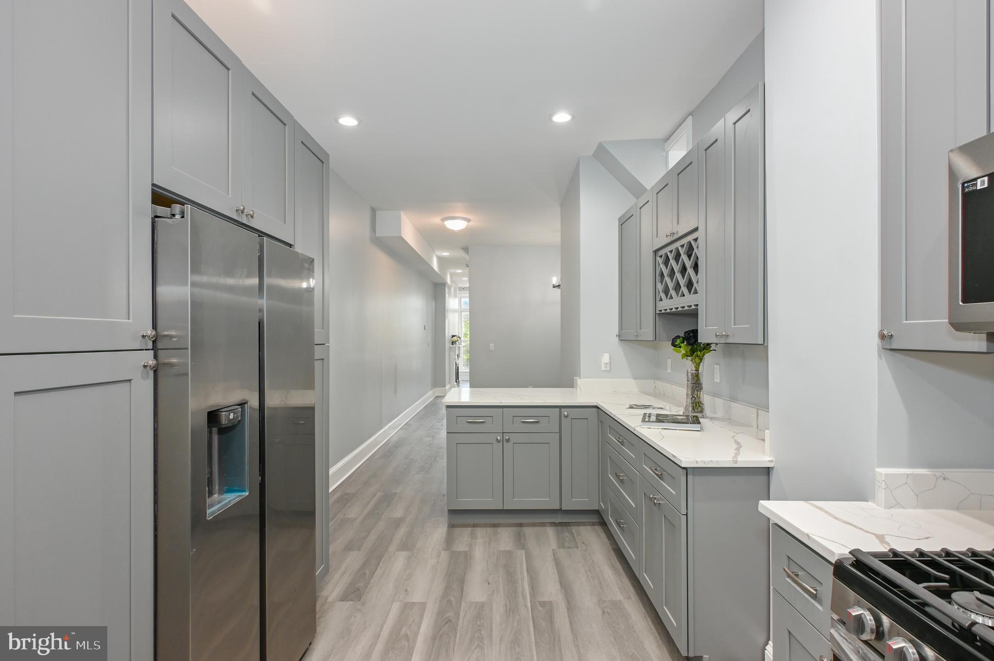 BIDDLE STREET - Residential