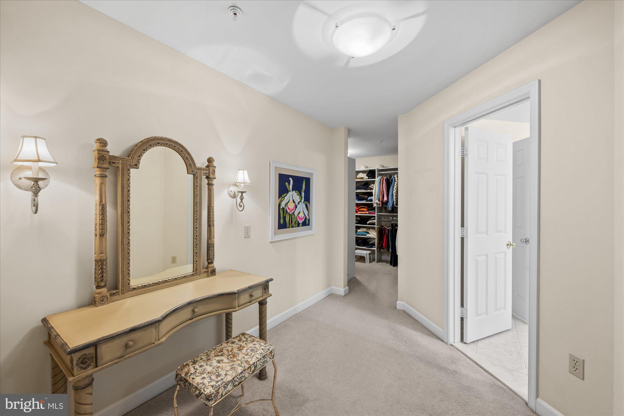 RIVER FALLS - Residential