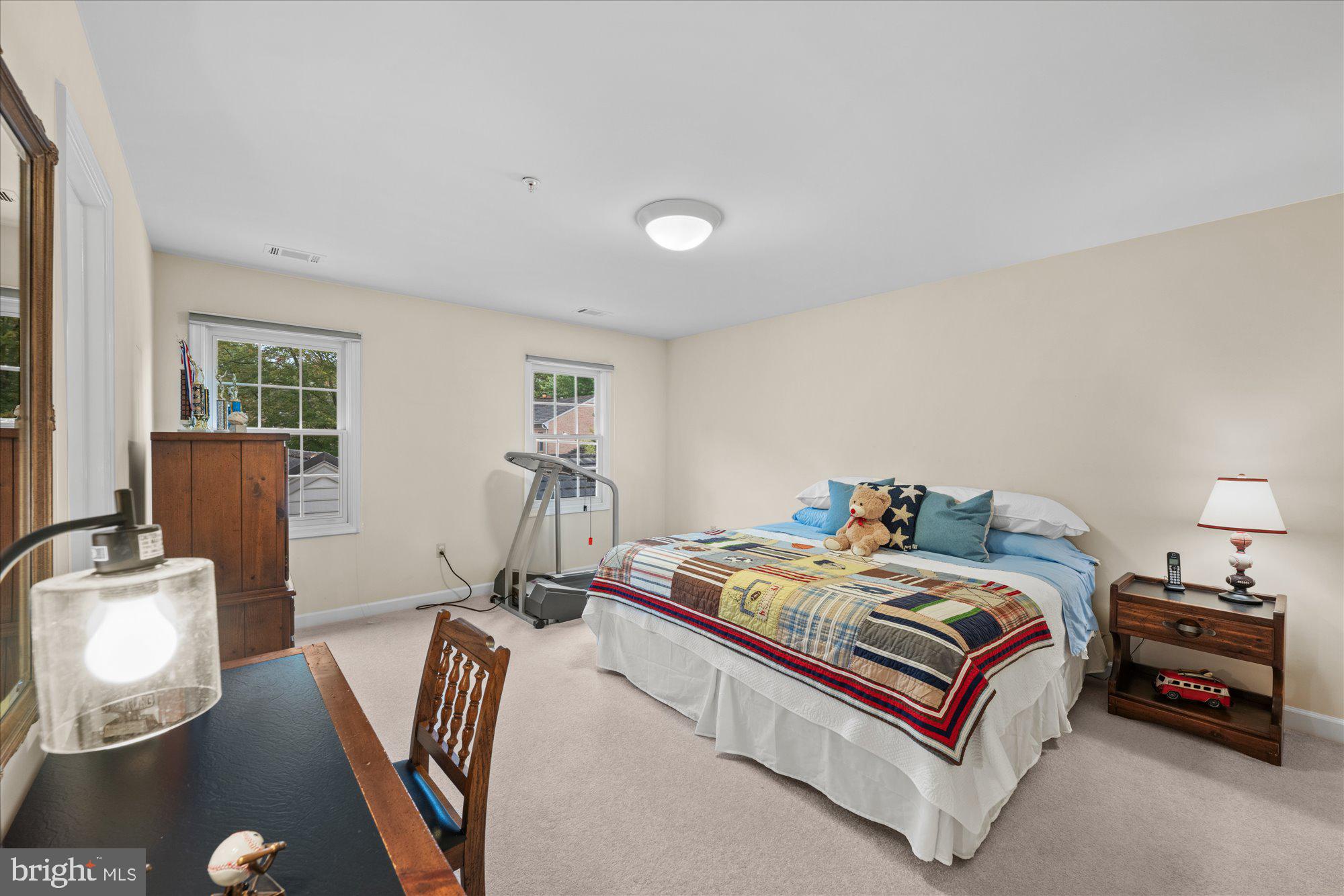 RIVER FALLS - Residential