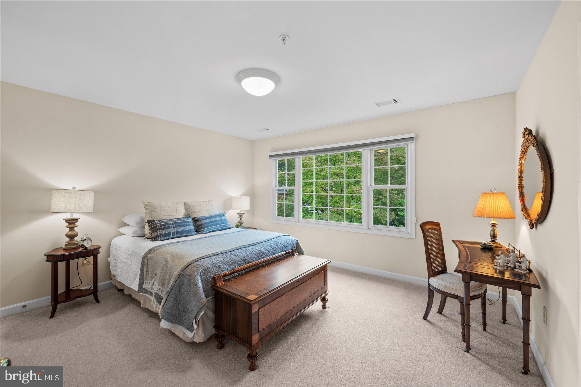 RIVER FALLS - Residential