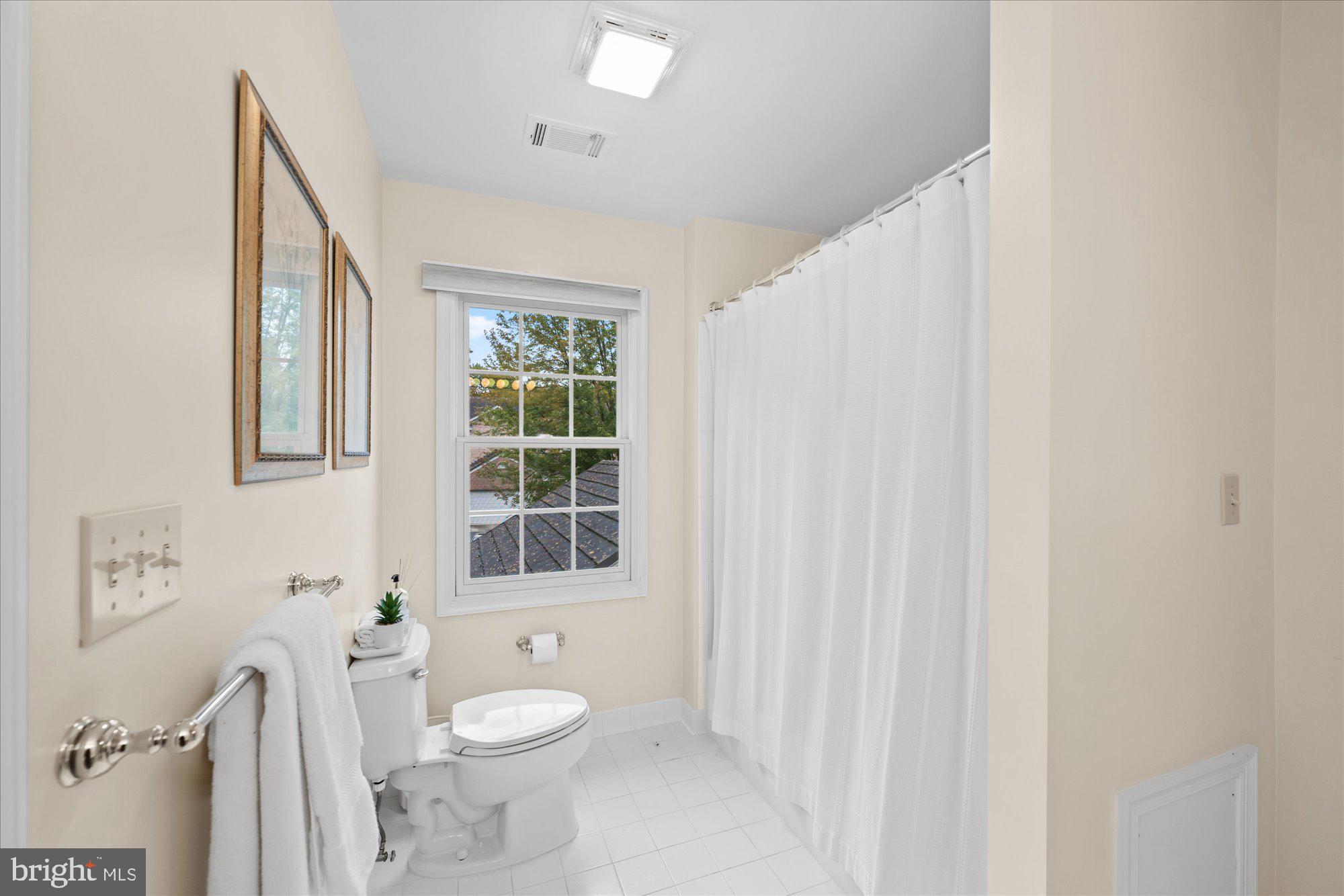 RIVER FALLS - Residential