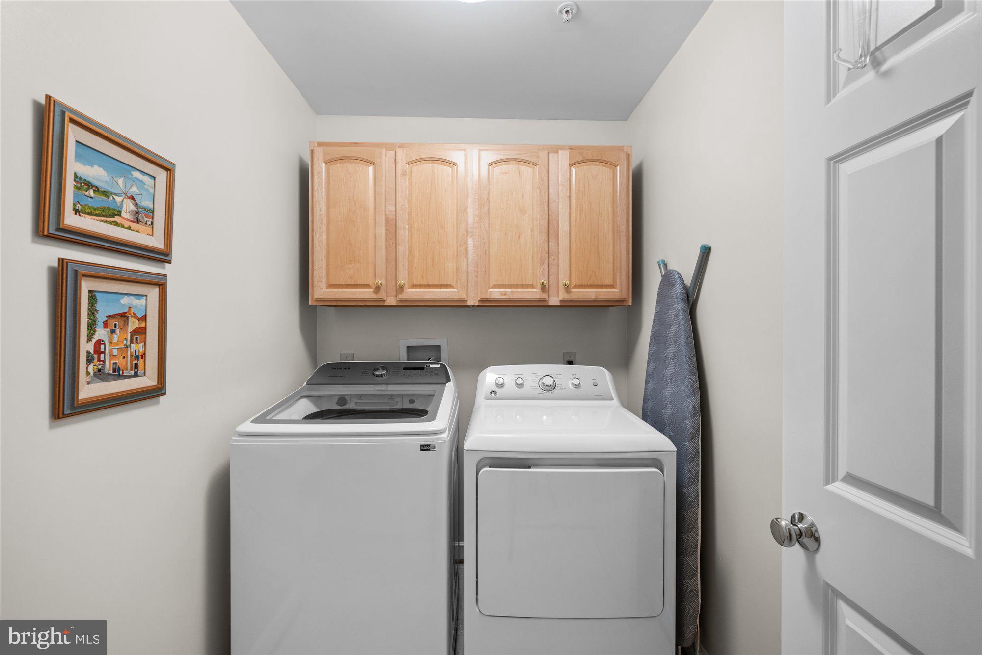 RIVER FALLS - Residential