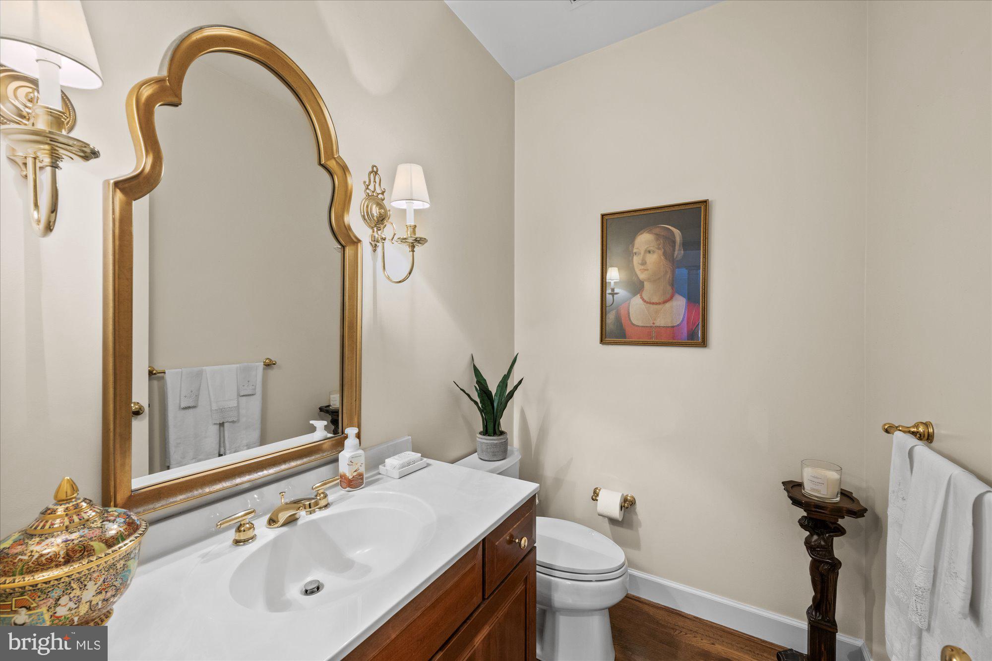 RIVER FALLS - Residential