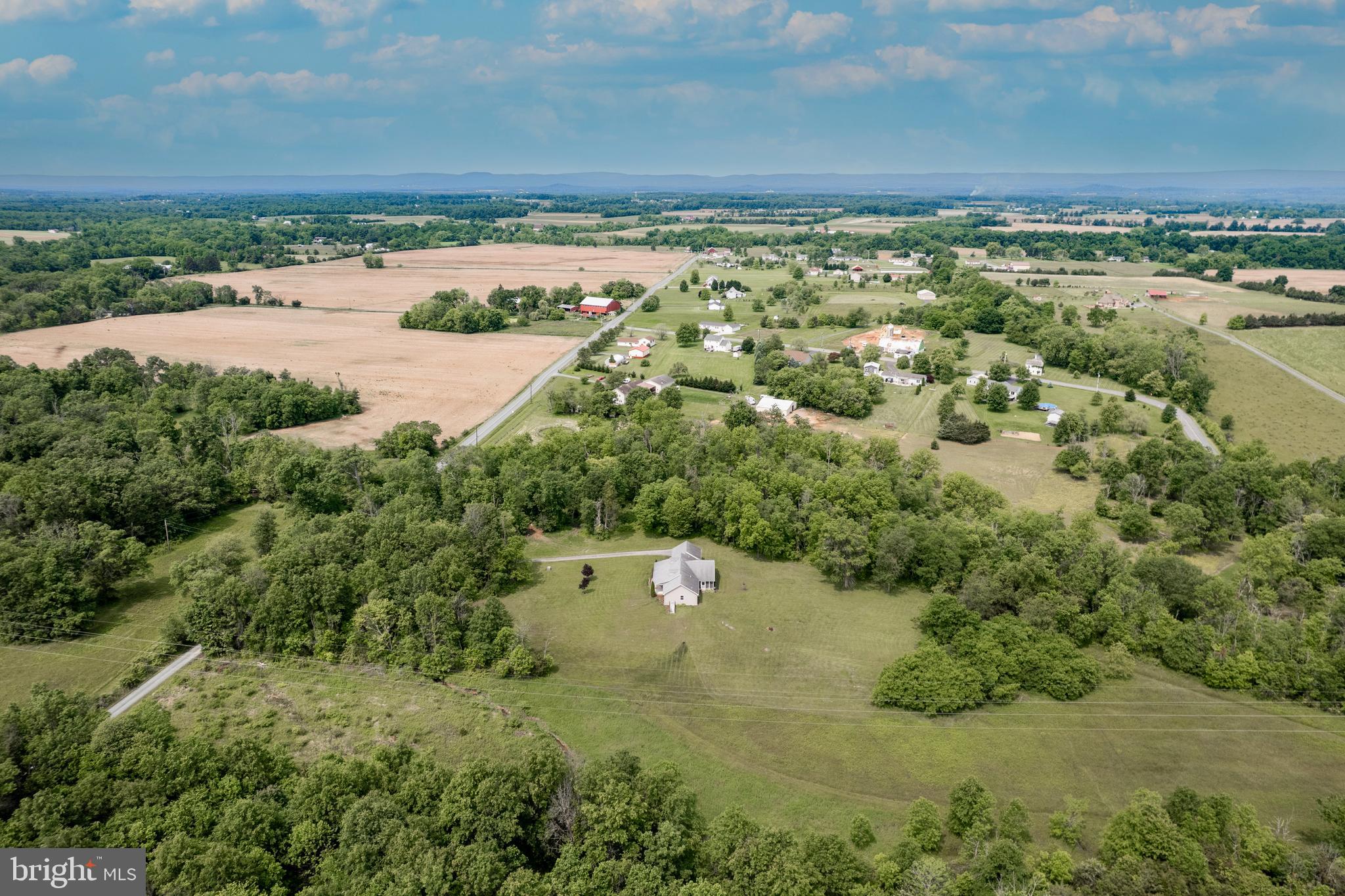 DEER CHASE - Residential