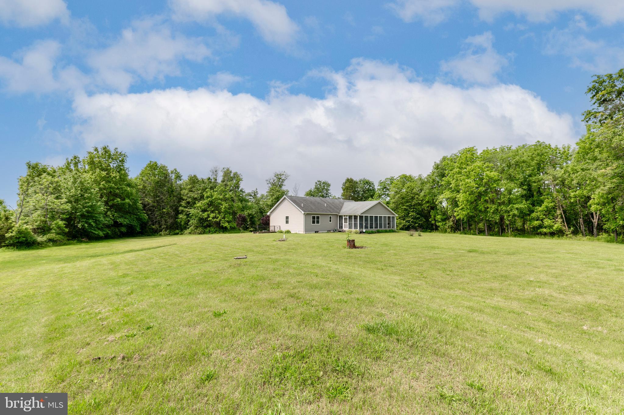 DEER CHASE - Residential