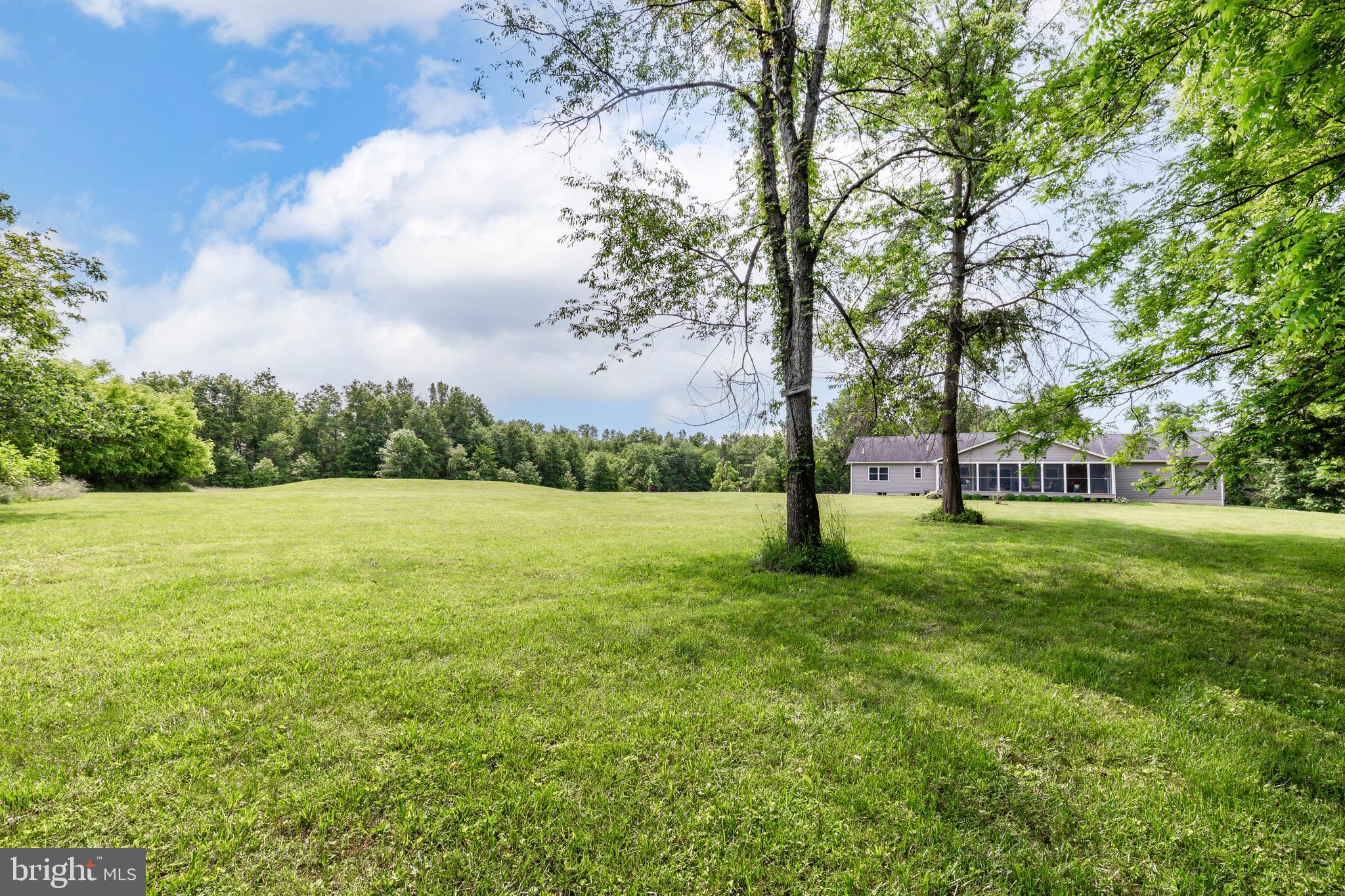 DEER CHASE - Residential