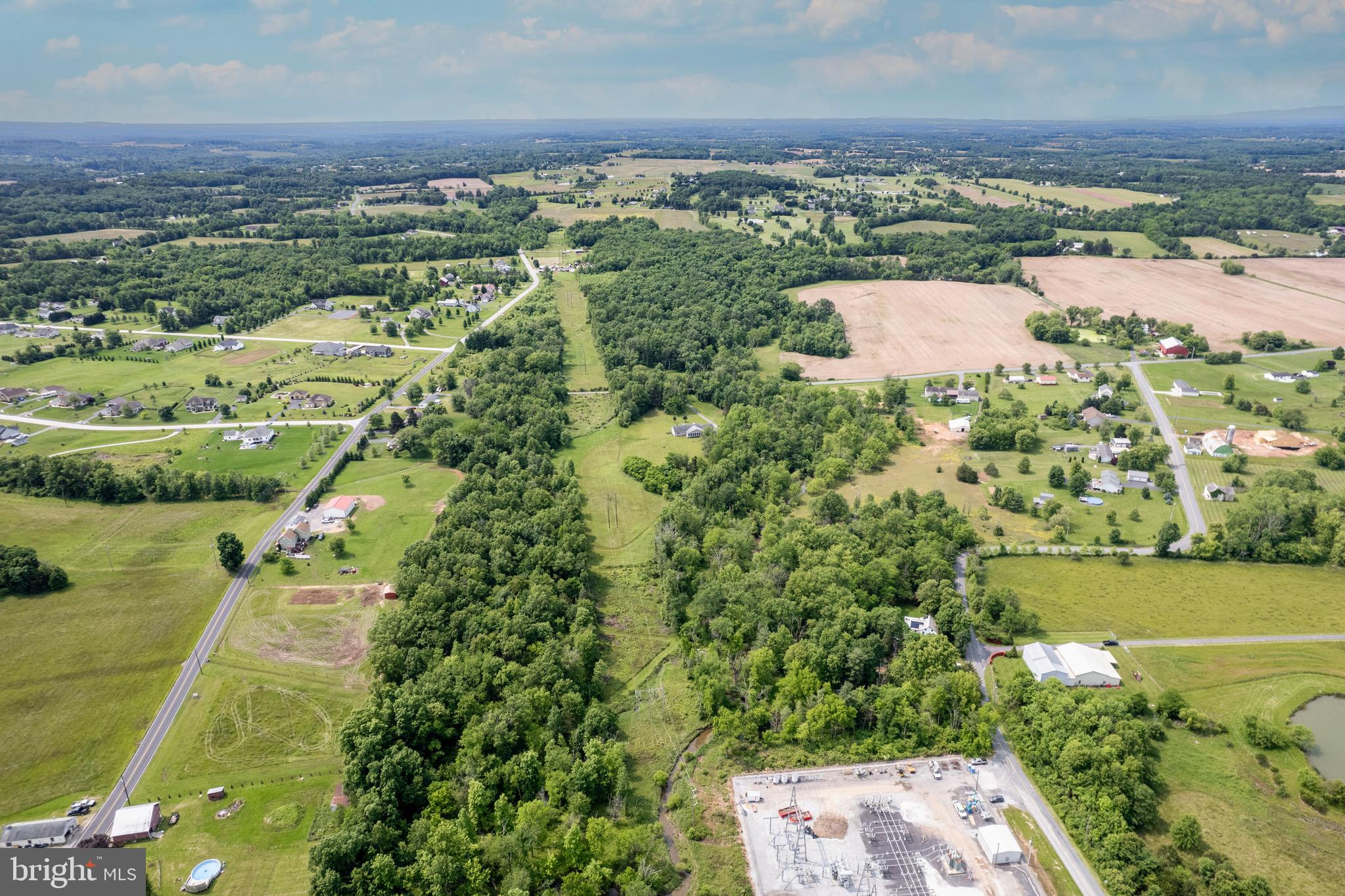 DEER CHASE - Residential