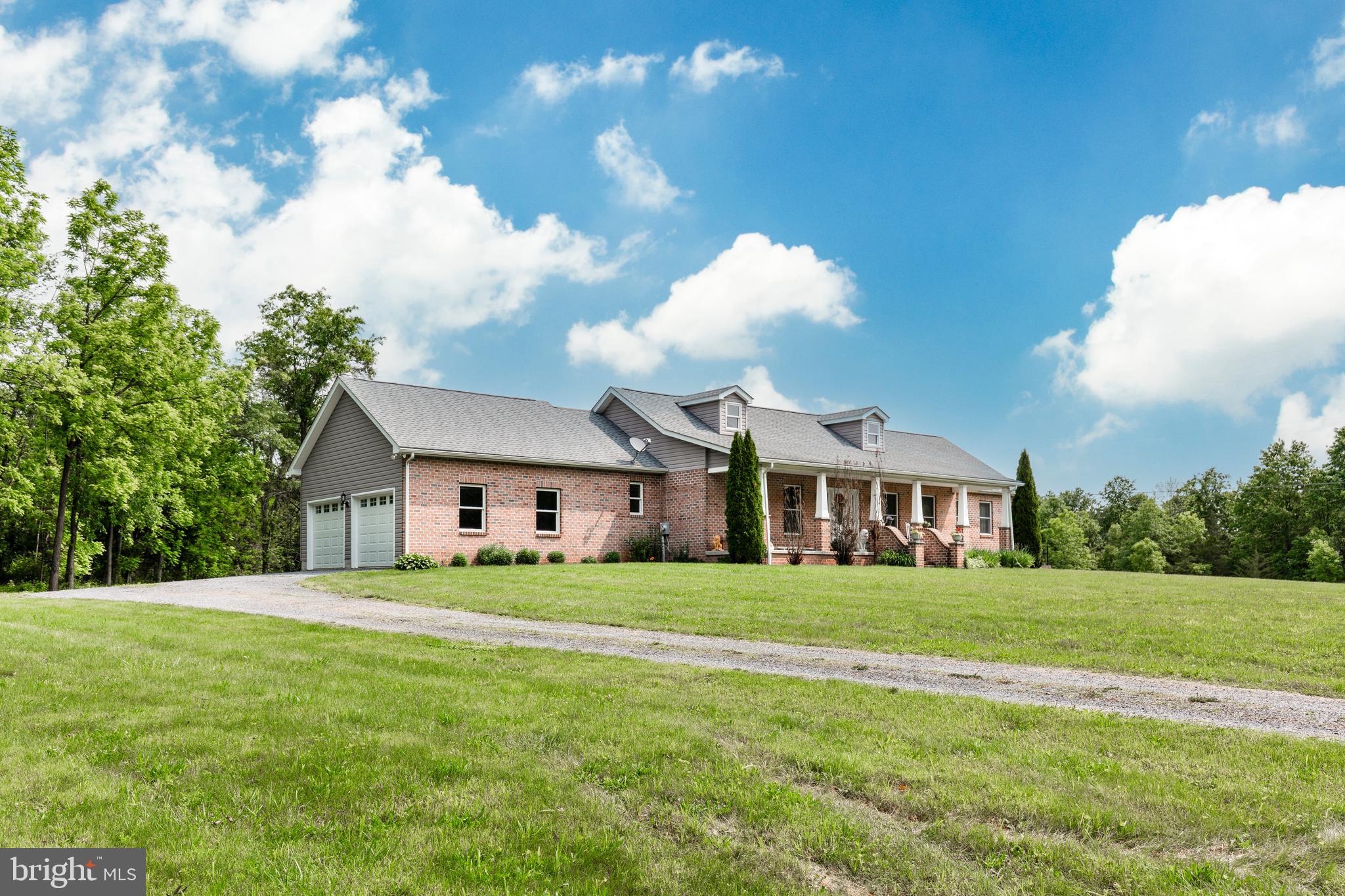 DEER CHASE - Residential