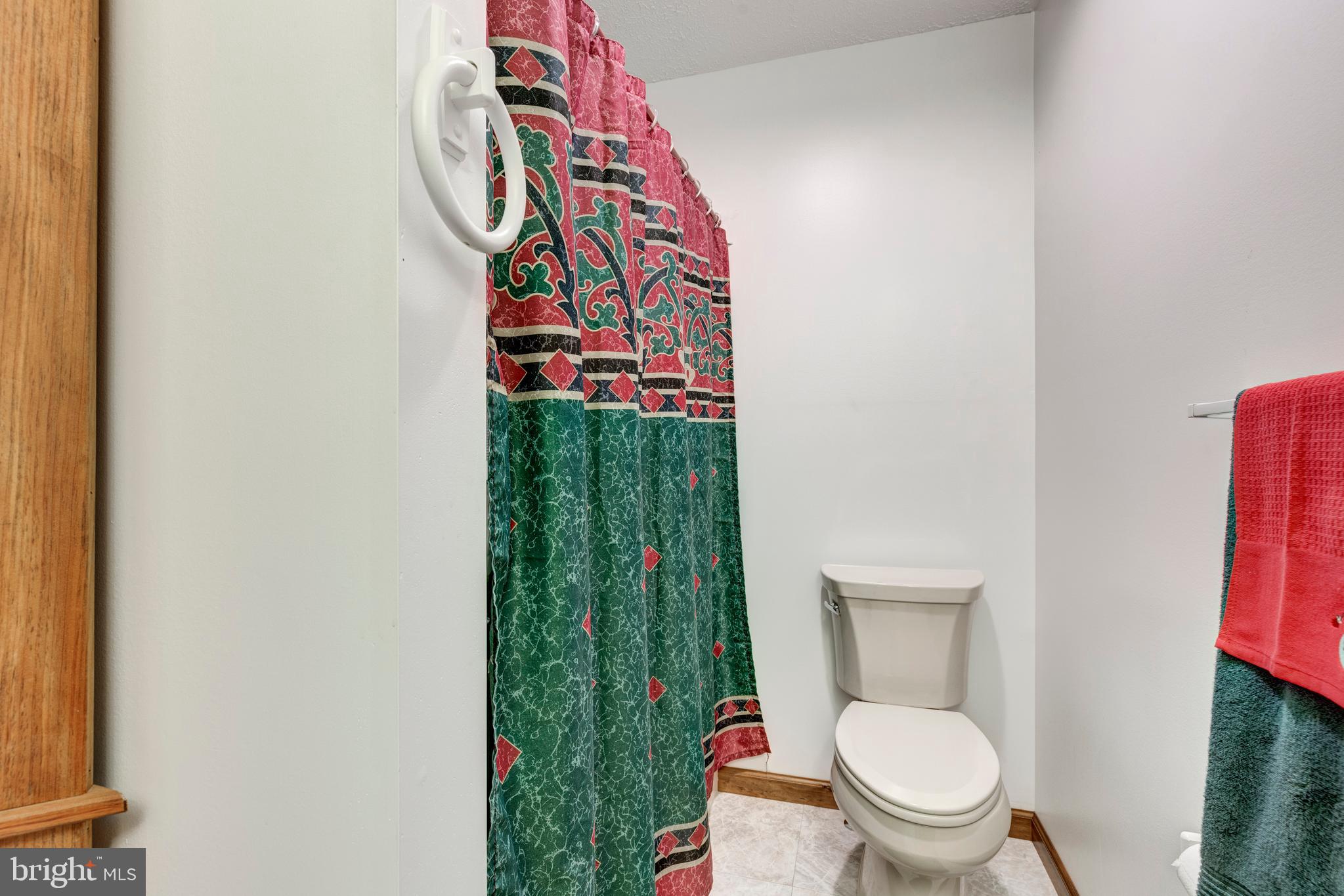 DEER CHASE - Residential