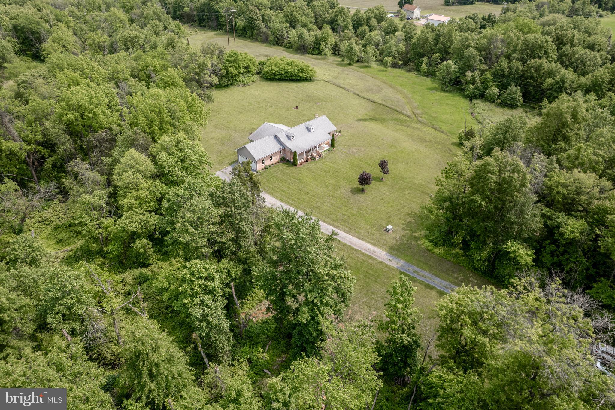 DEER CHASE - Residential