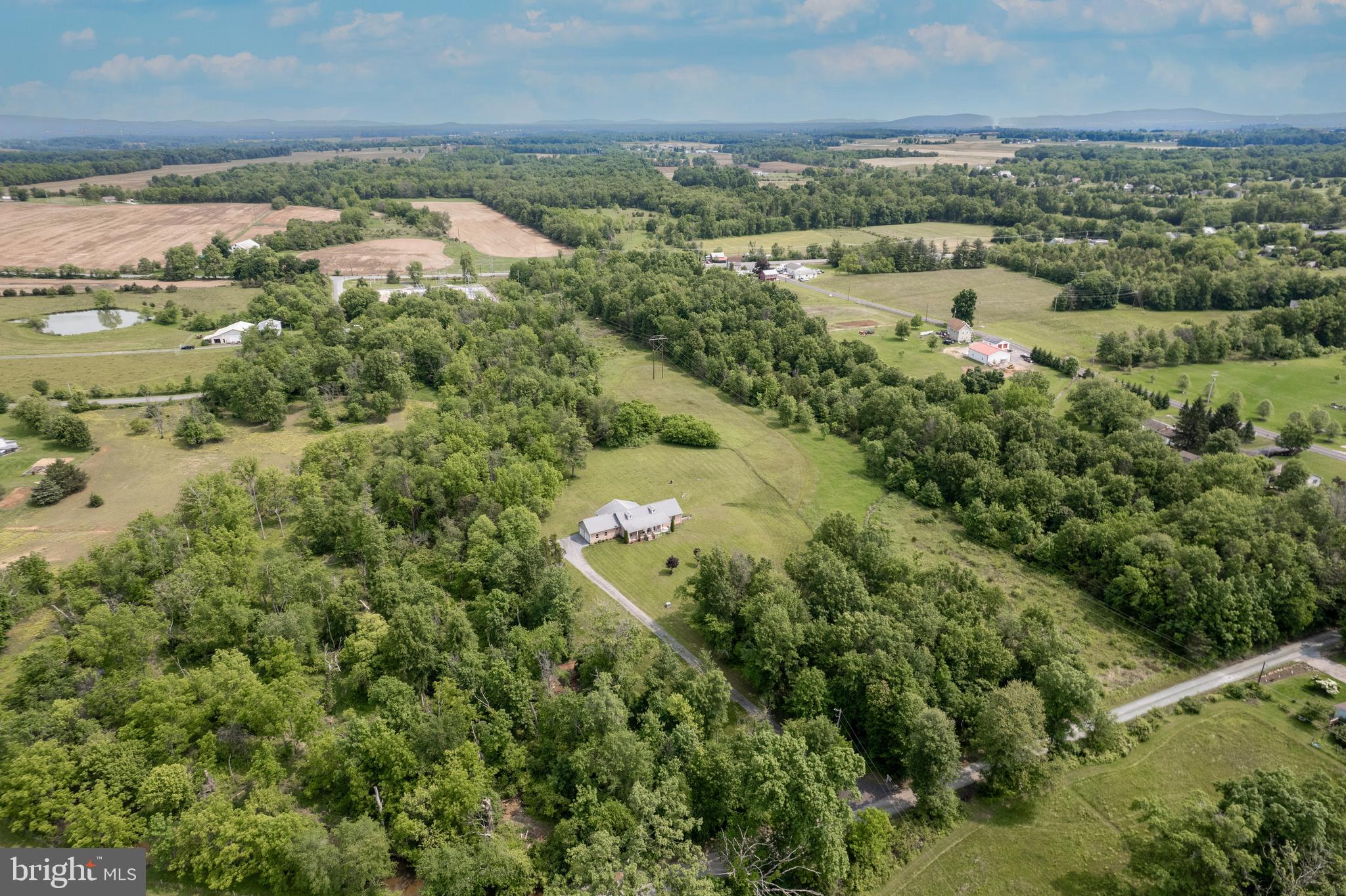 DEER CHASE - Residential