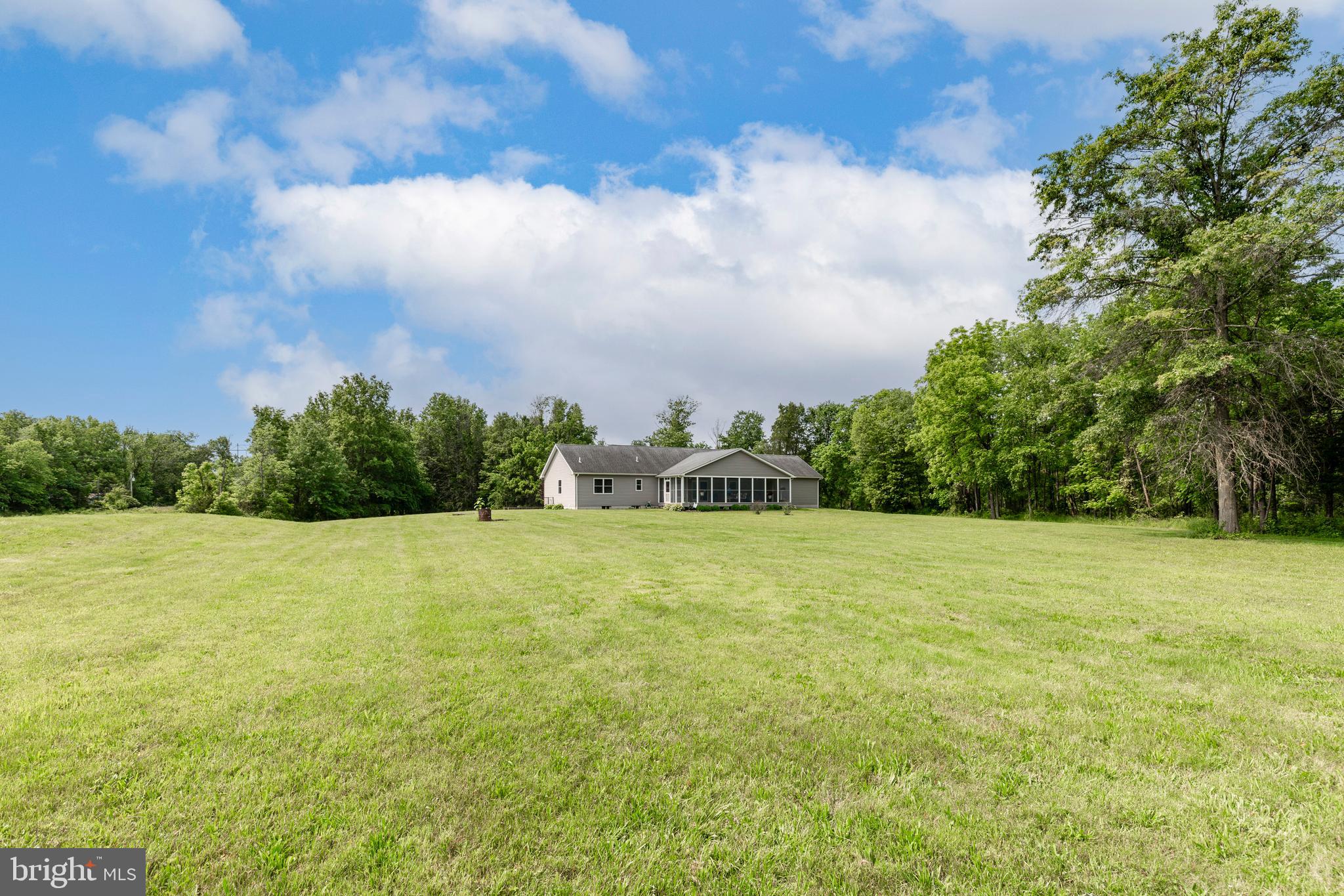 DEER CHASE - Residential