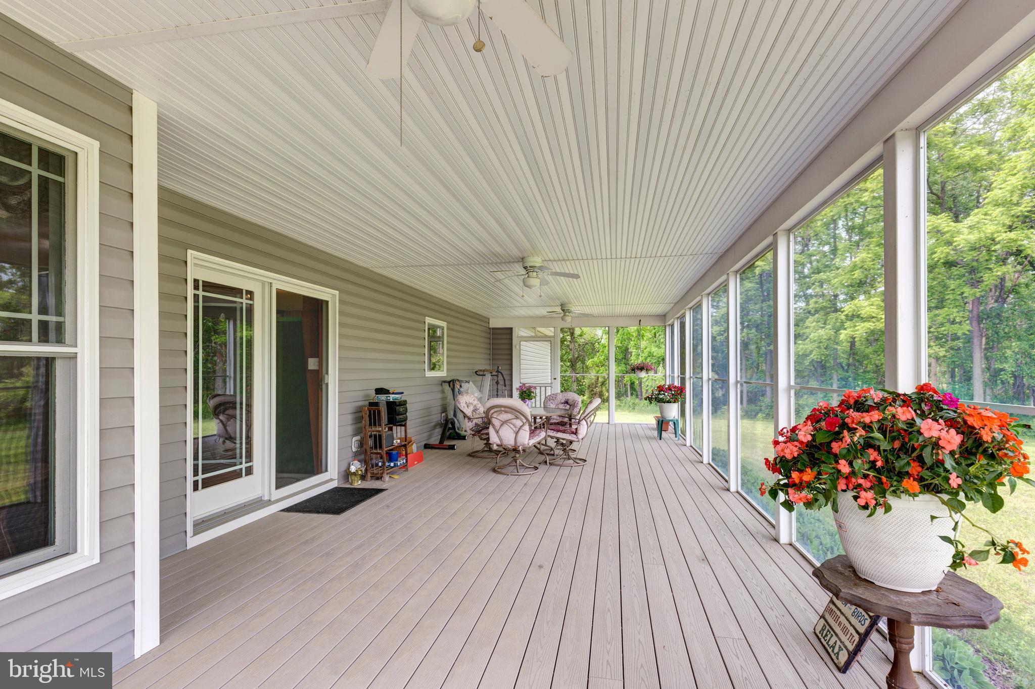 DEER CHASE - Residential