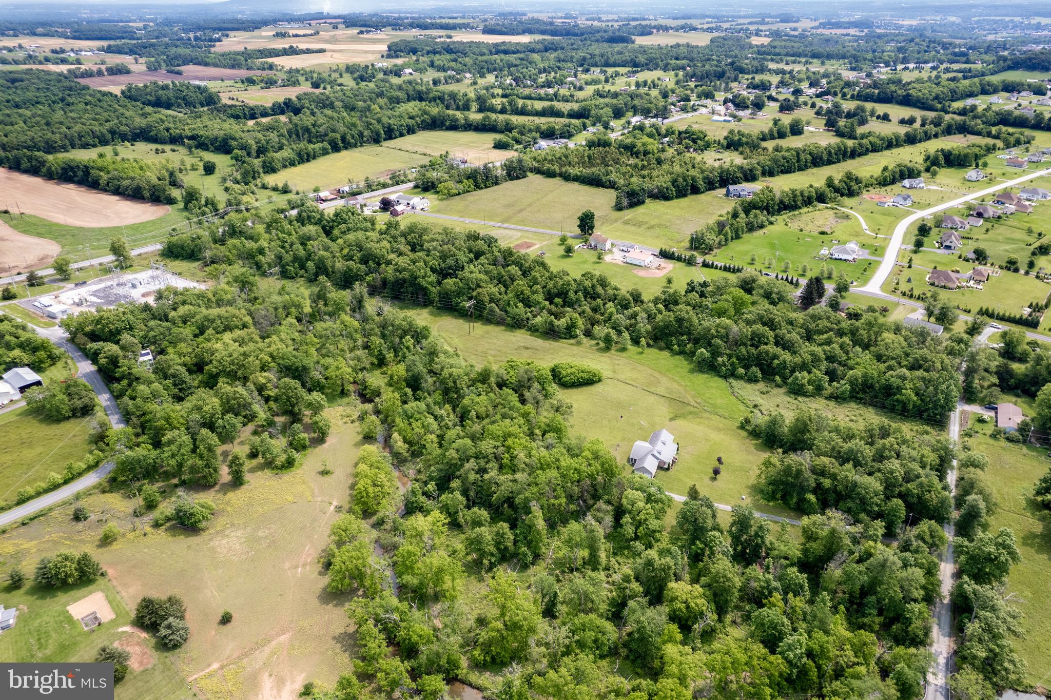 DEER CHASE - Residential