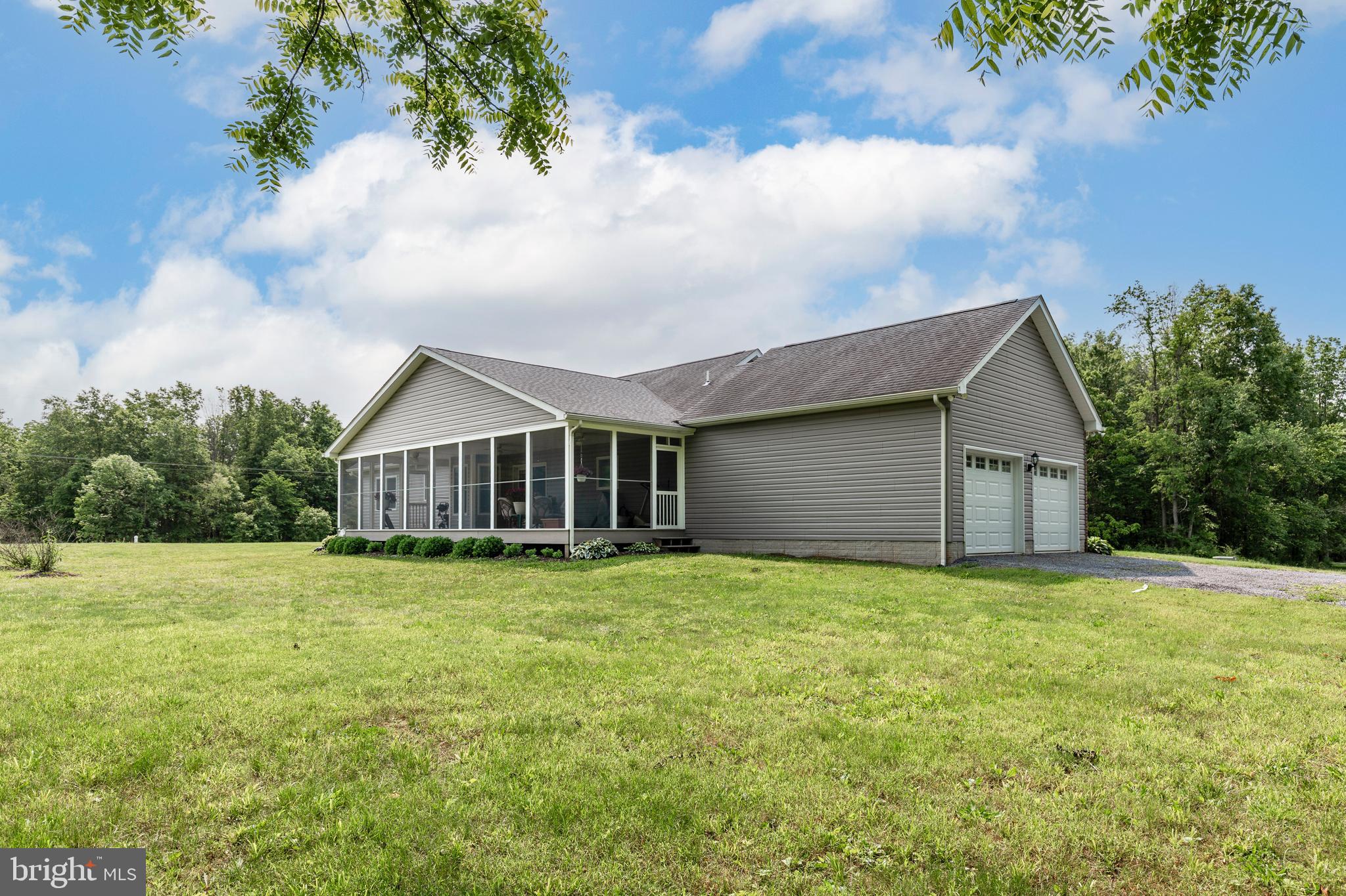 DEER CHASE - Residential