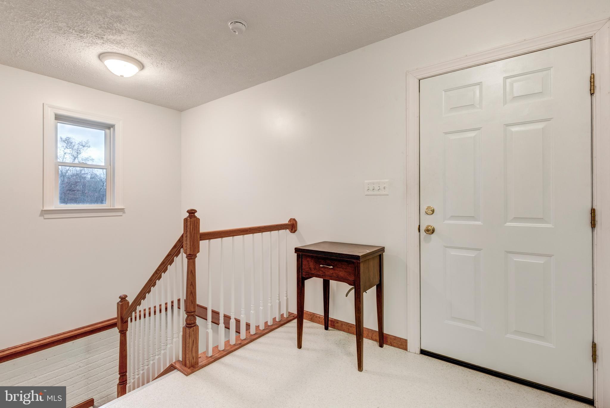 DEER CHASE - Residential