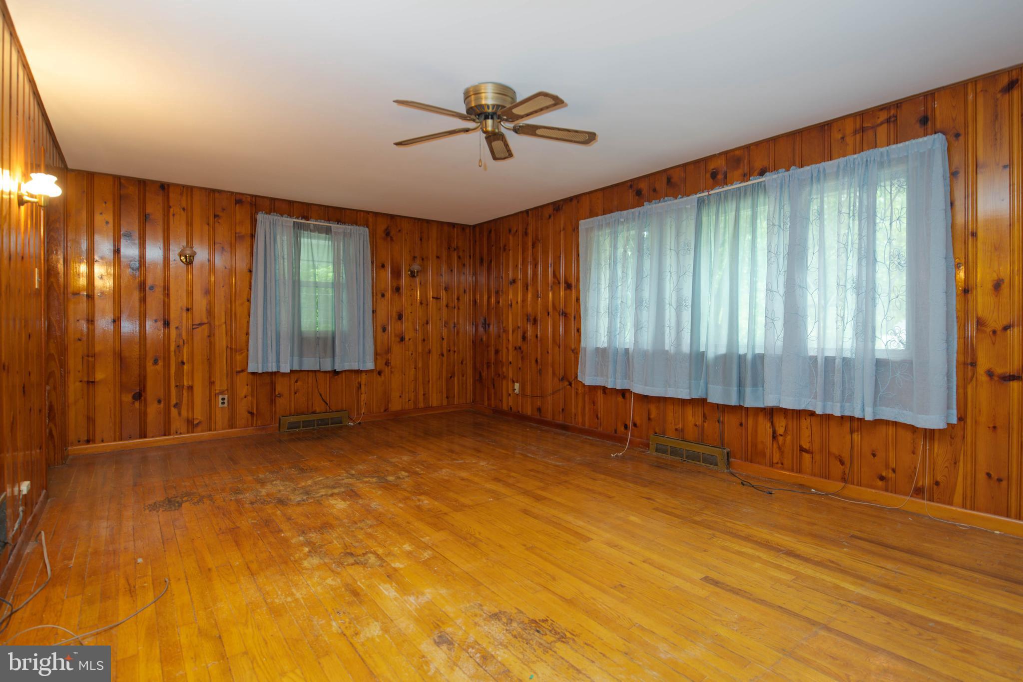 TWIN RIVER BEACH - Residential