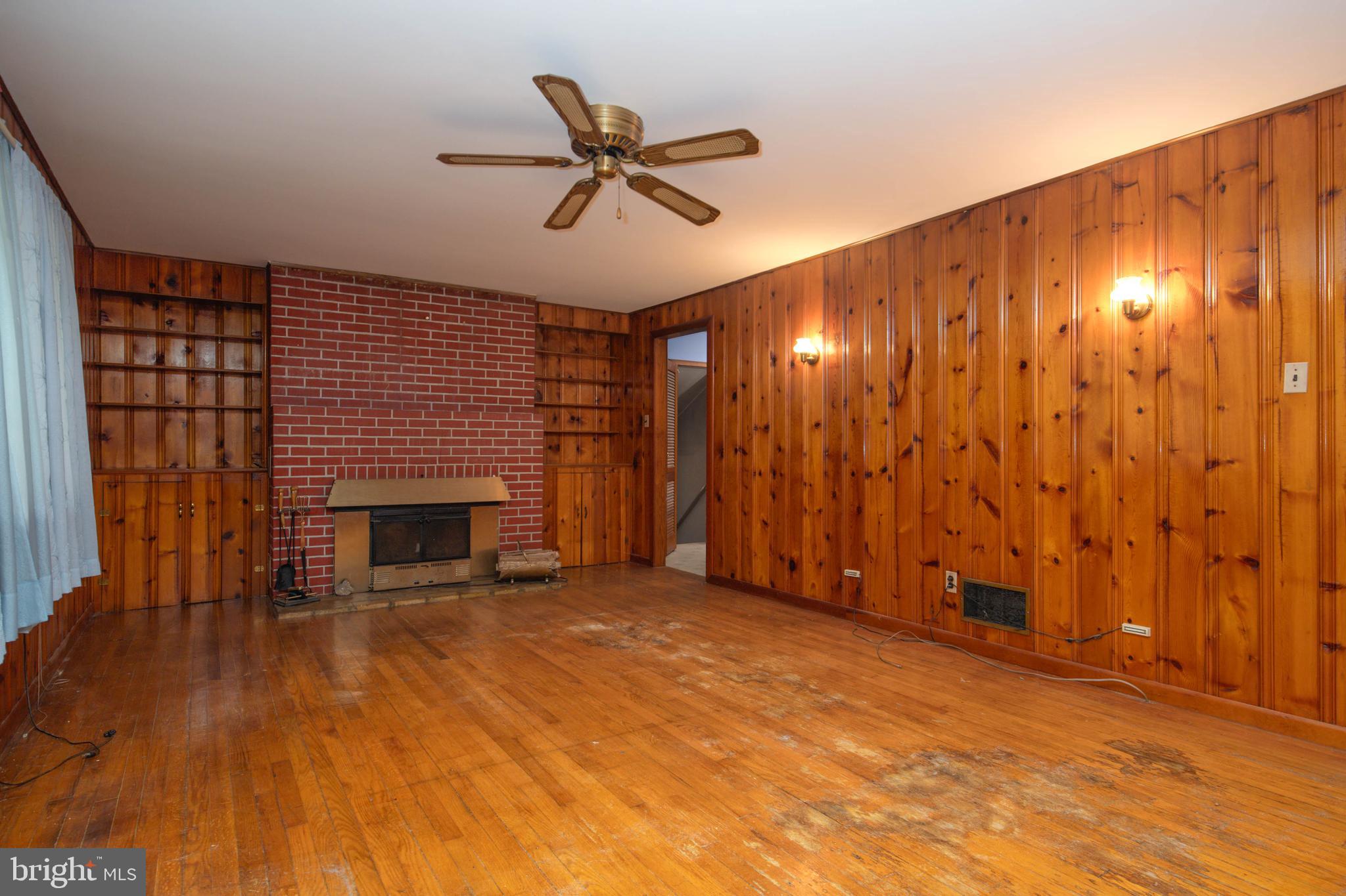 TWIN RIVER BEACH - Residential