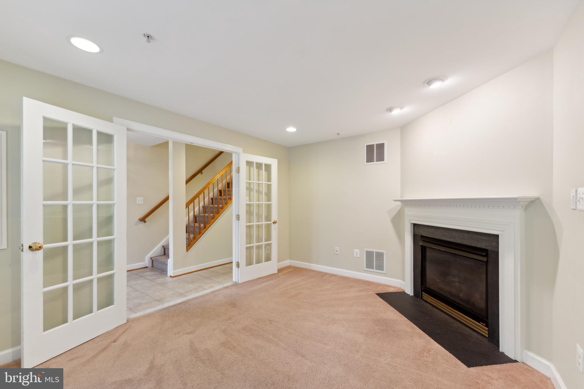 WHEATON OUT RES. (2) - Residential