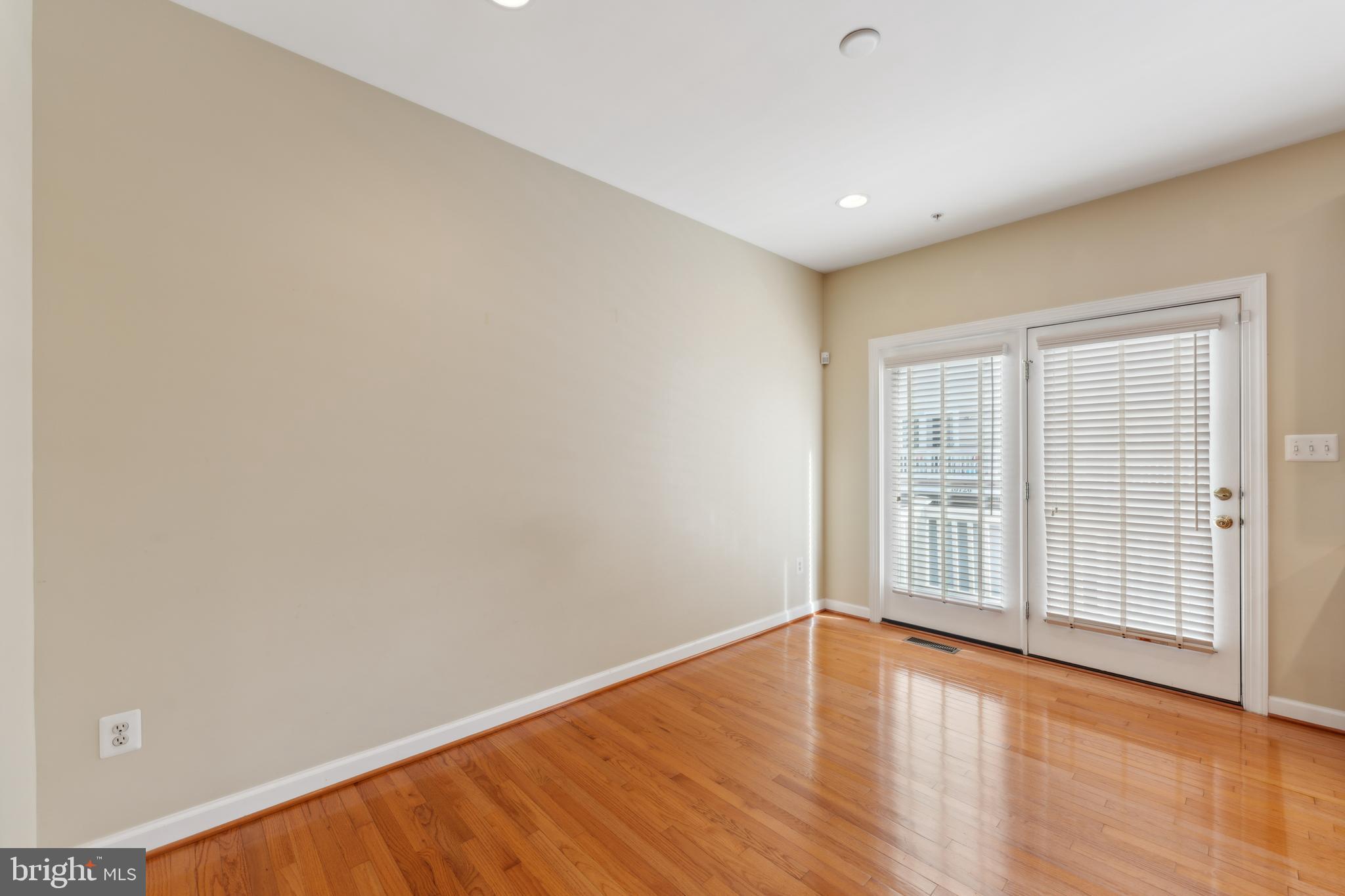 WHEATON OUT RES. (2) - Residential