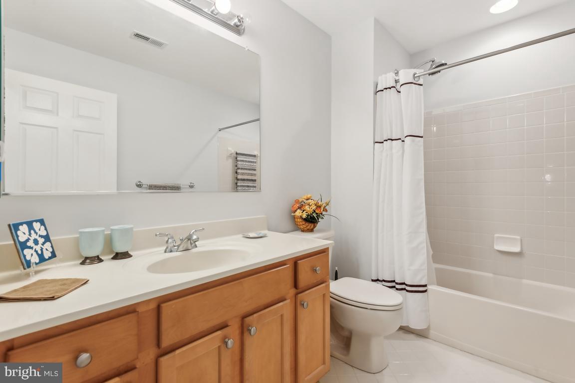 WHEATON OUT RES. (2) - Residential