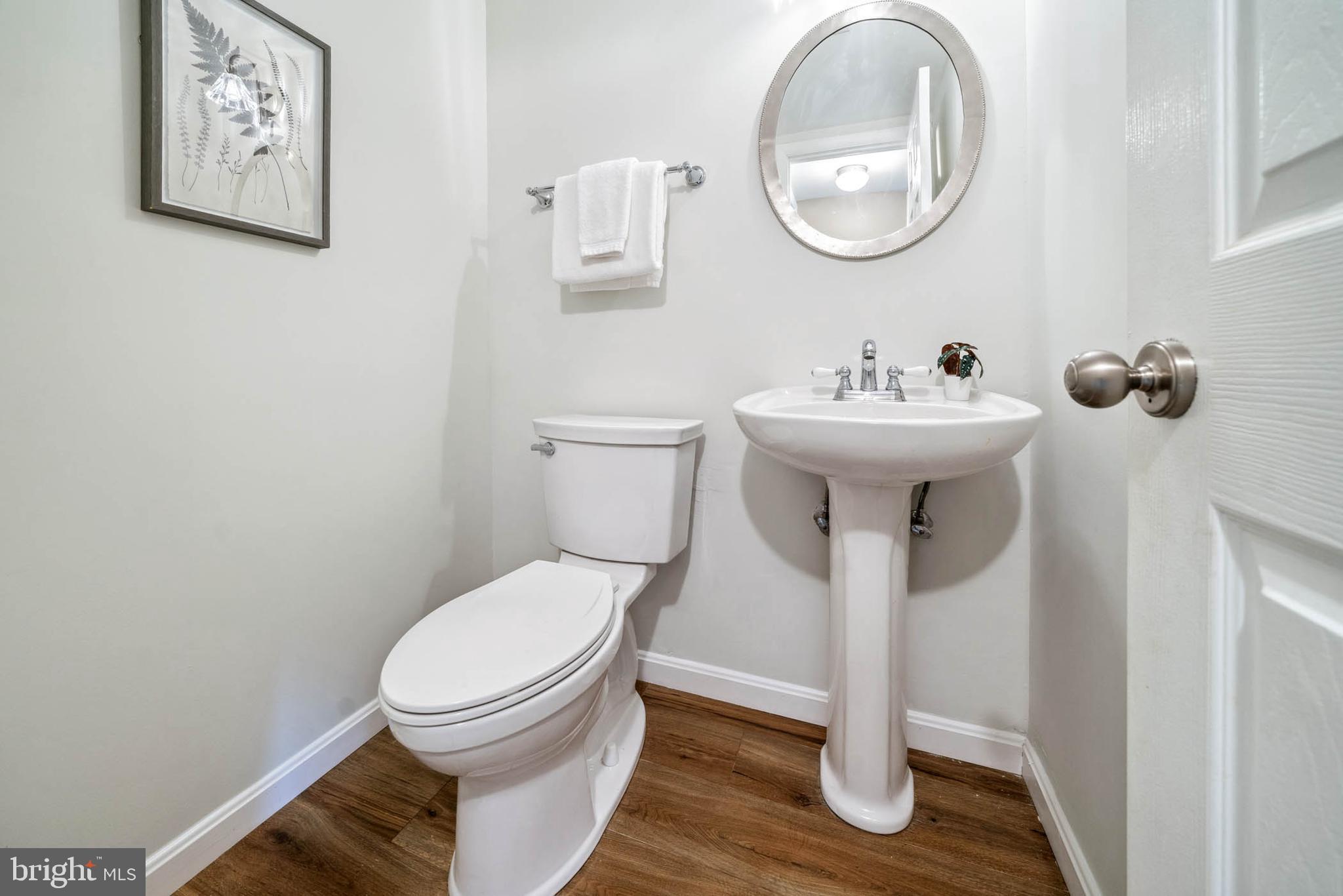 REDLAND KNOLLS - Residential