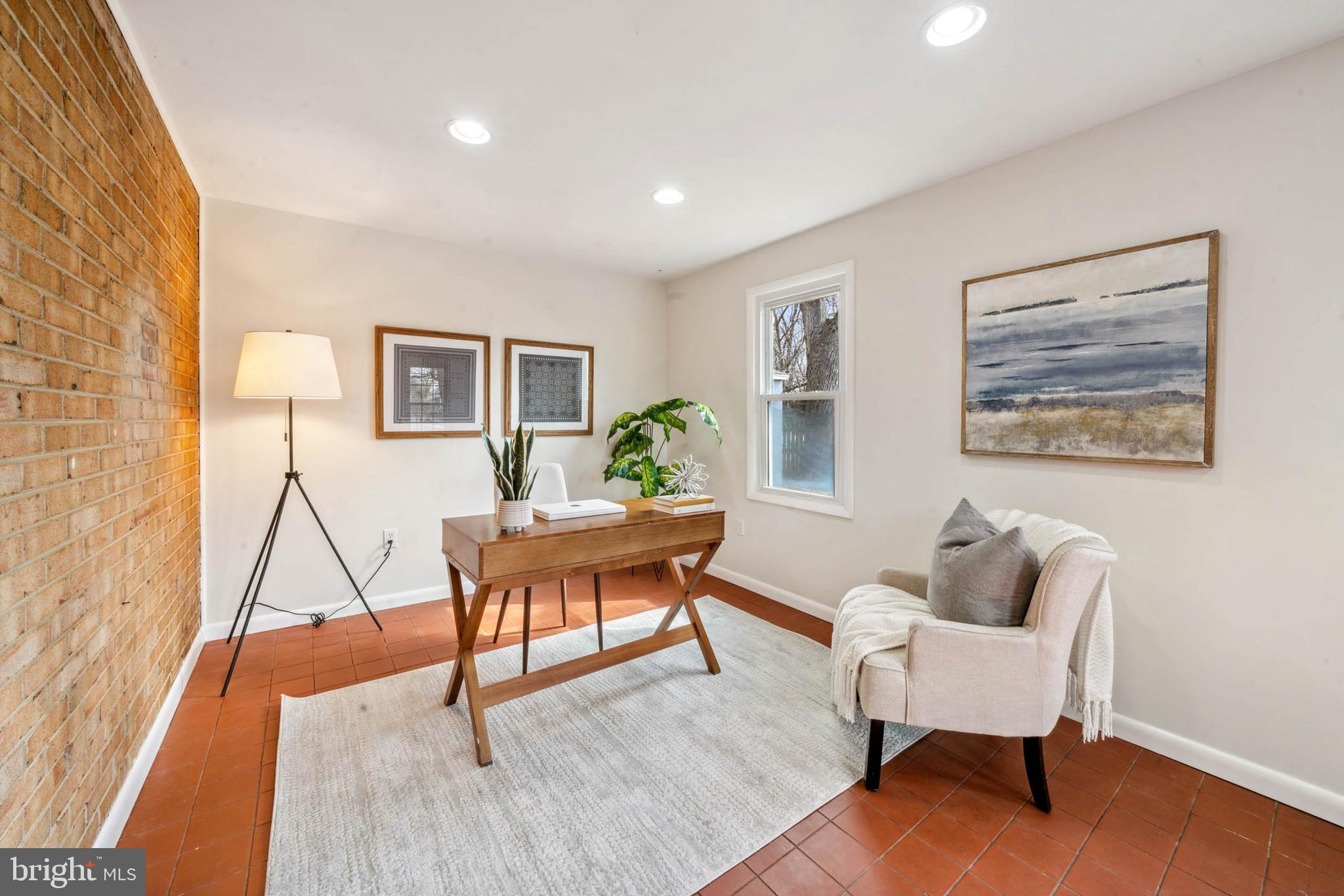 REDLAND KNOLLS - Residential