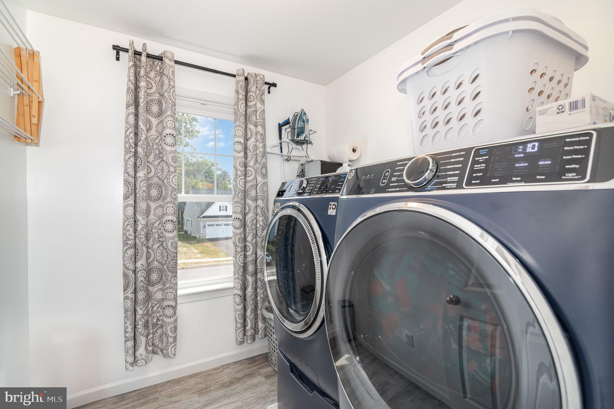 PARKVIEW @ BOILING SPRING - Residential