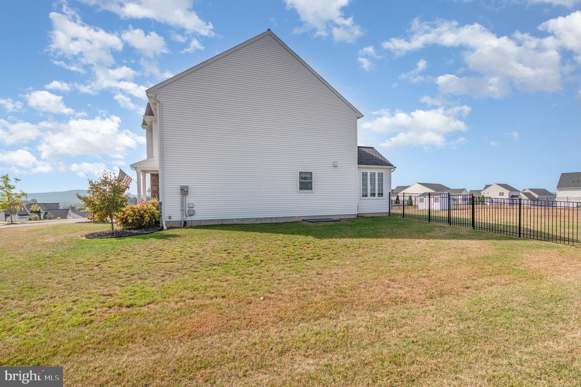 PARKVIEW @ BOILING SPRING - Residential