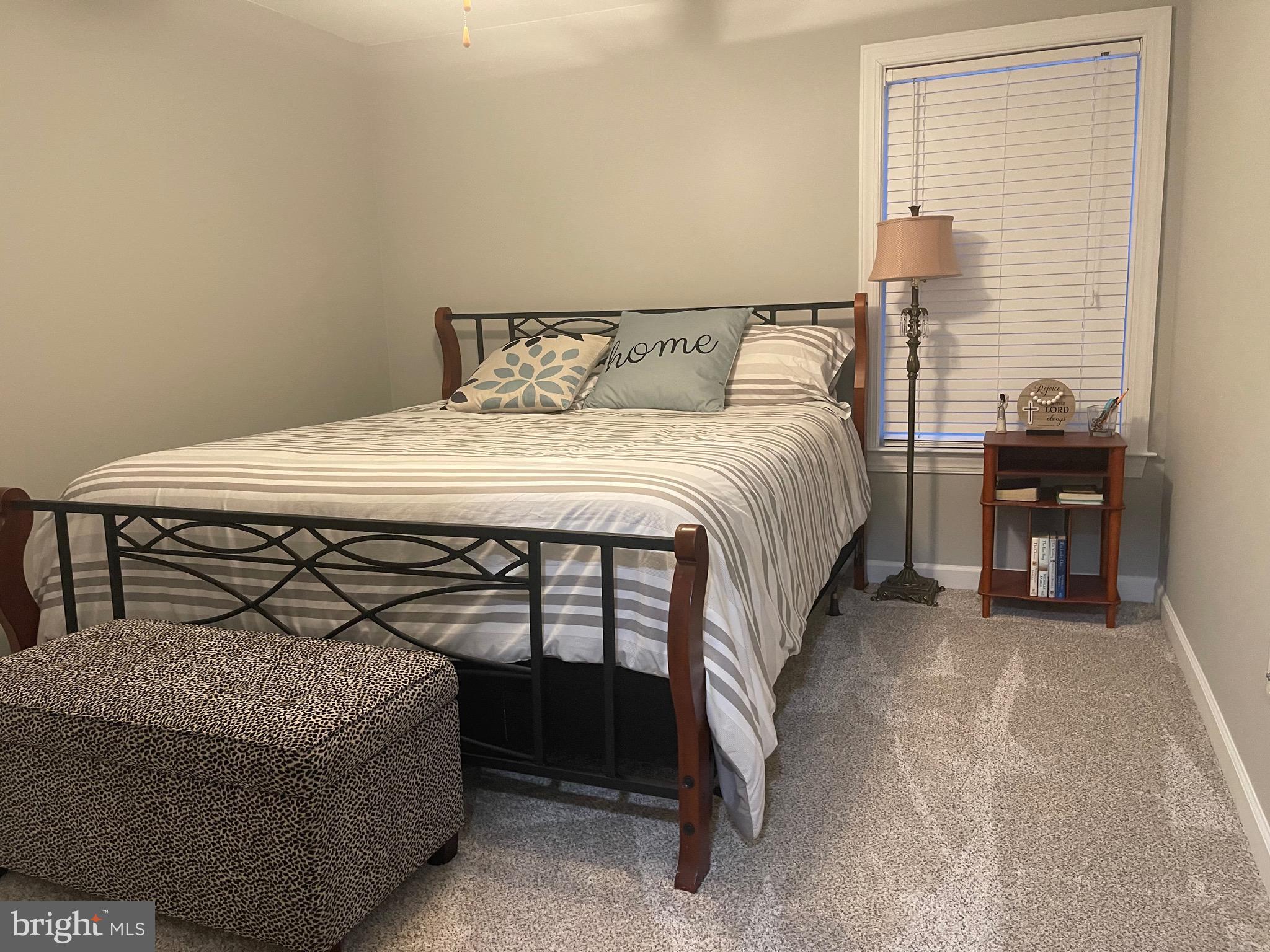 COLONIAL PARK - Residential