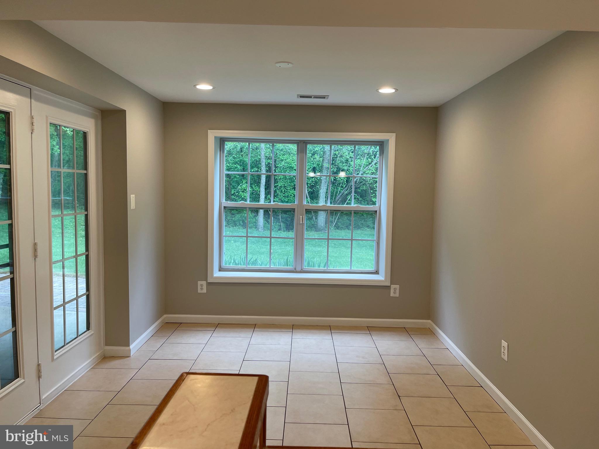 COLONIAL PARK - Residential