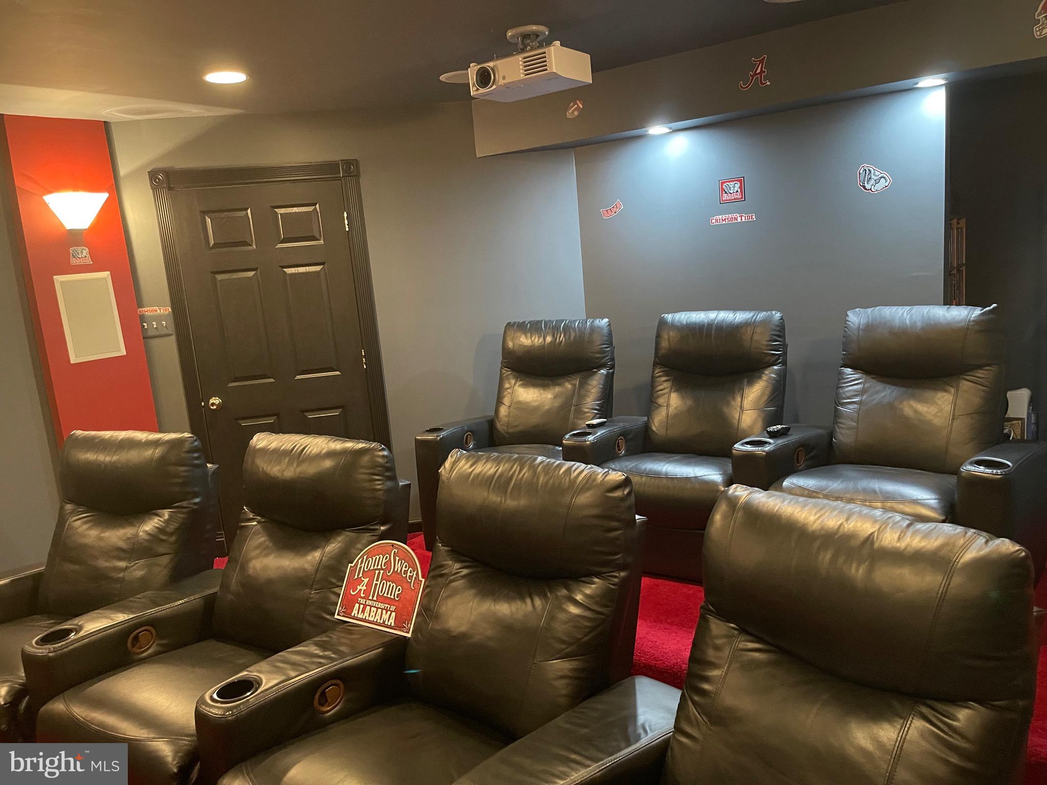 COLONIAL PARK - Residential