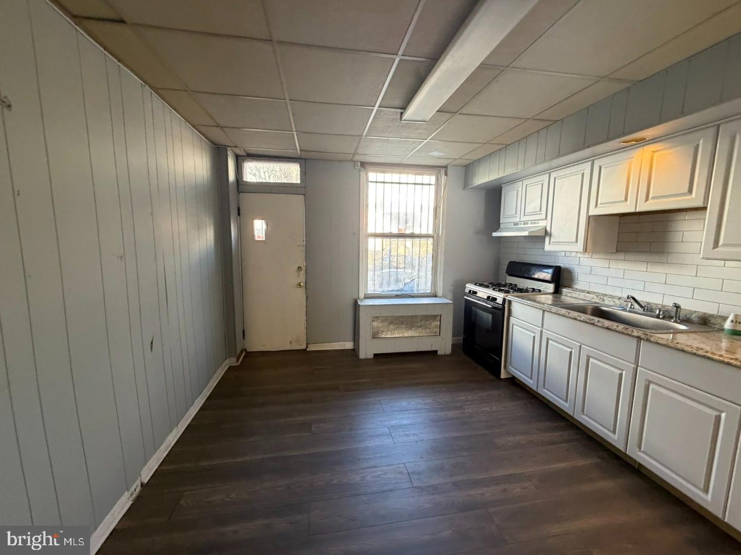 CLIFTON PARK - Residential