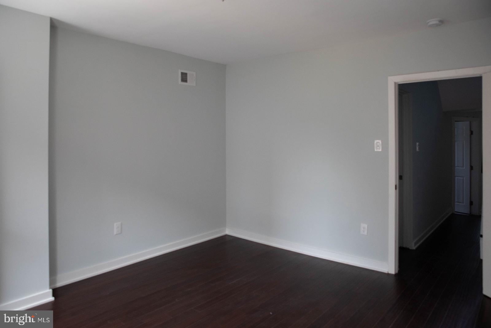 TEMPLE UNIVERSITY - Residential Lease