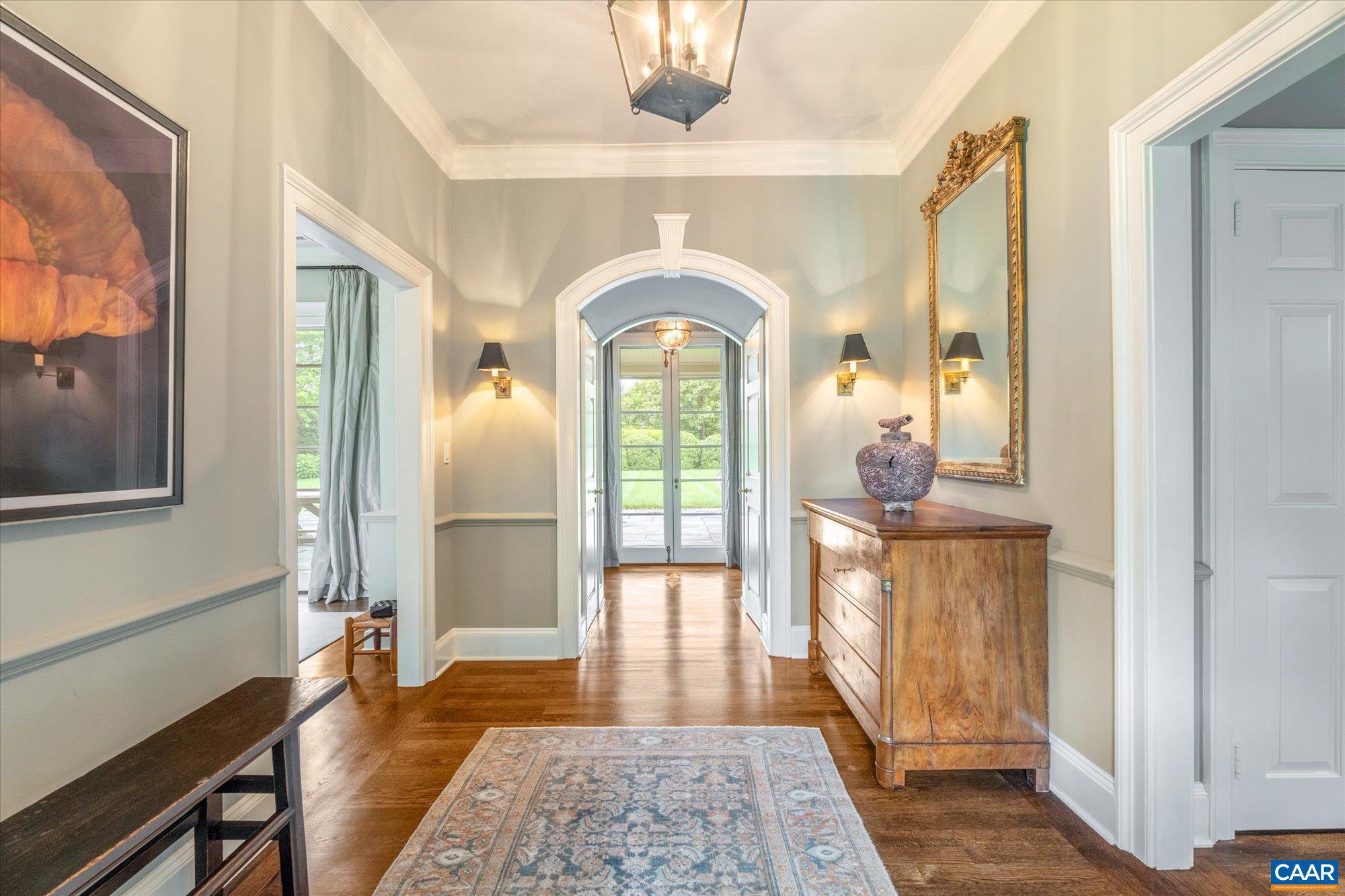 2215 BLUE RIDGE LN