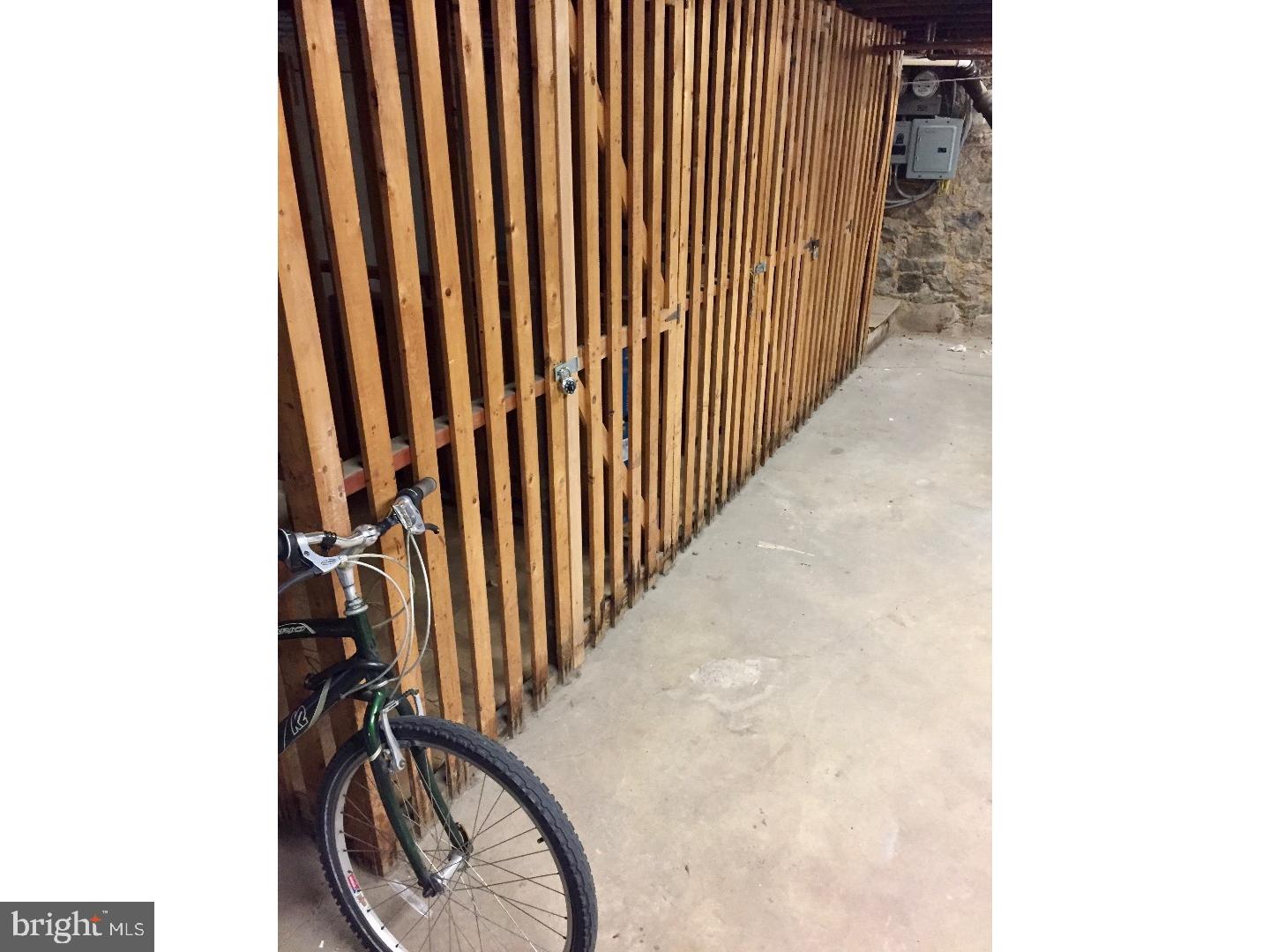 FITLER SQUARE - Residential Lease