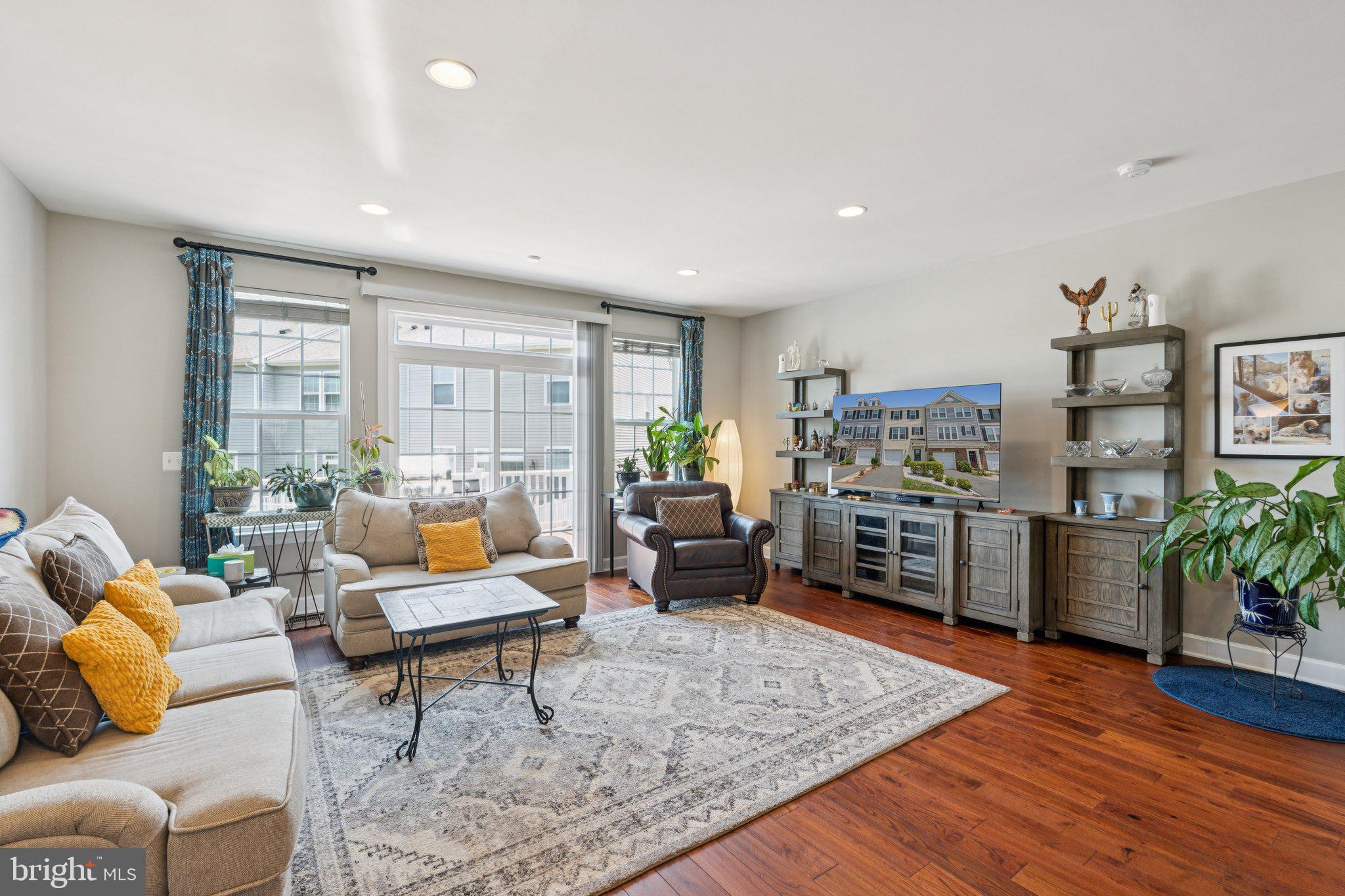 9924 WHITEMOSS DRIVE