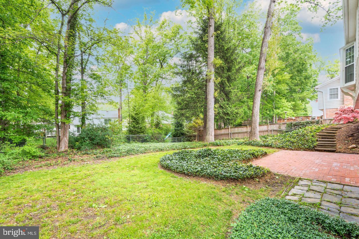 CARDINAL FOREST - Residential Lease