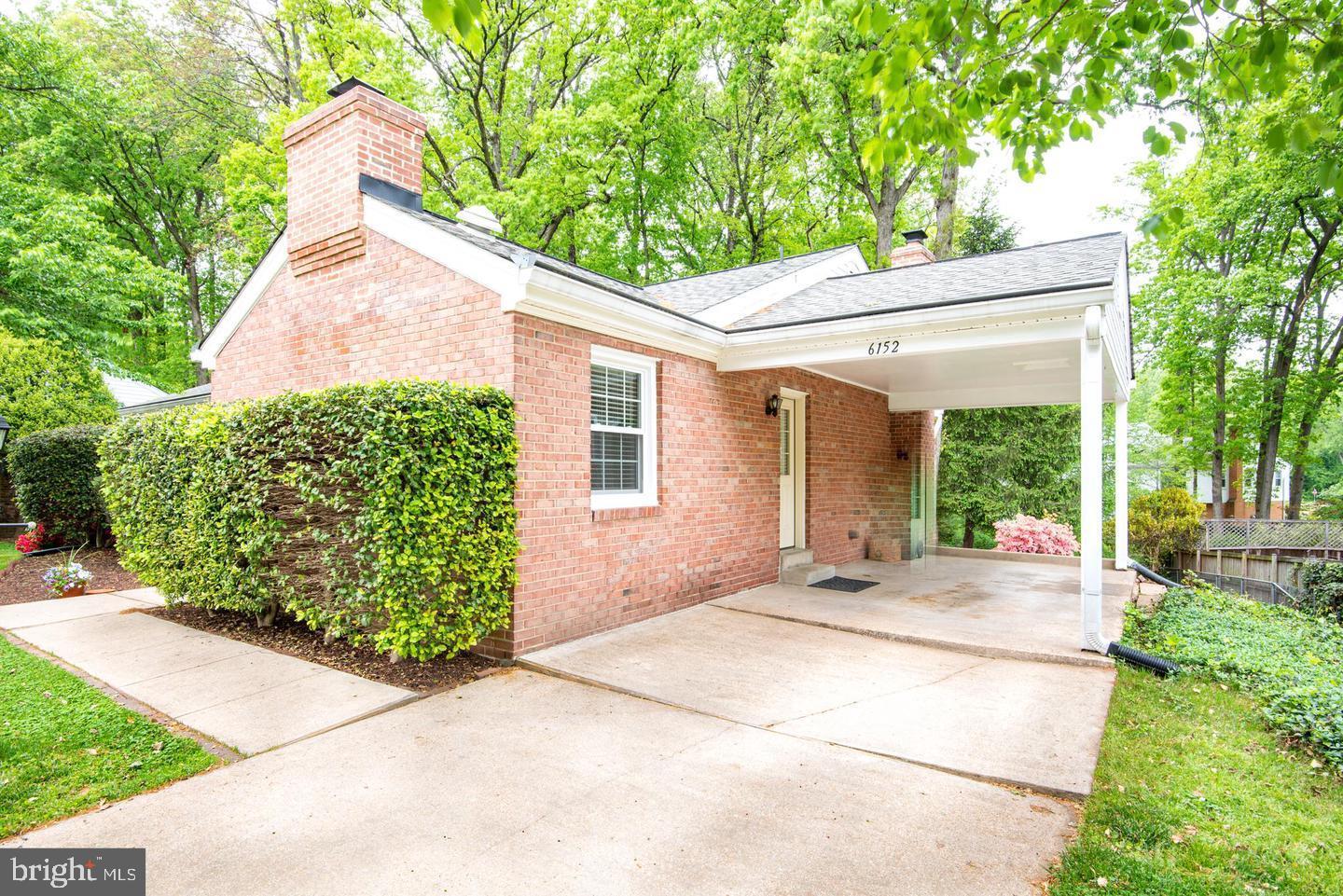 CARDINAL FOREST - Residential Lease